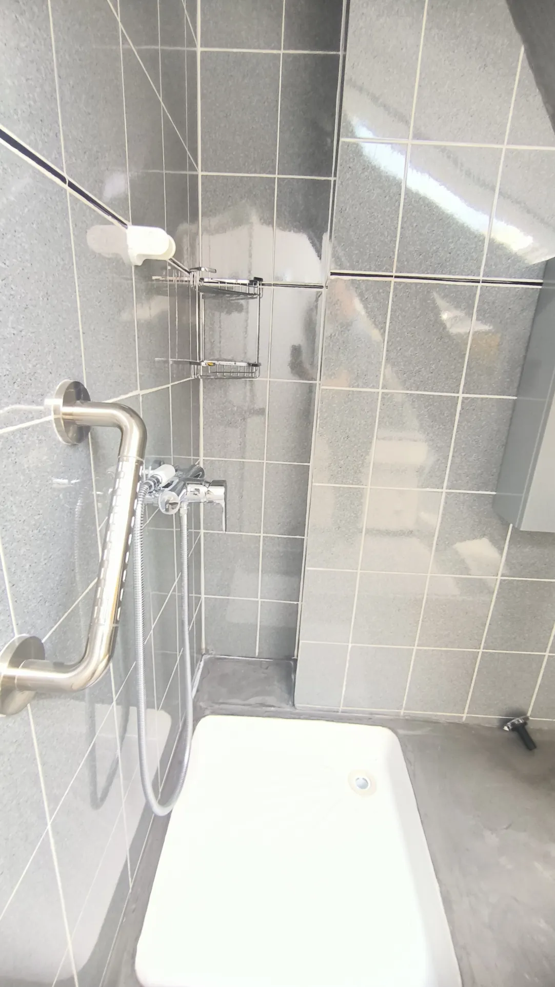 Appartement 2 pièces à Nice Nord avec terrasse en dernier étage 