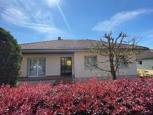 Maison familiale de 135m² à Essert avec 4 chambres et jardin clos