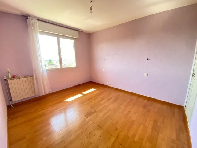 Maison familiale de 135m² à Essert avec 4 chambres et jardin clos 