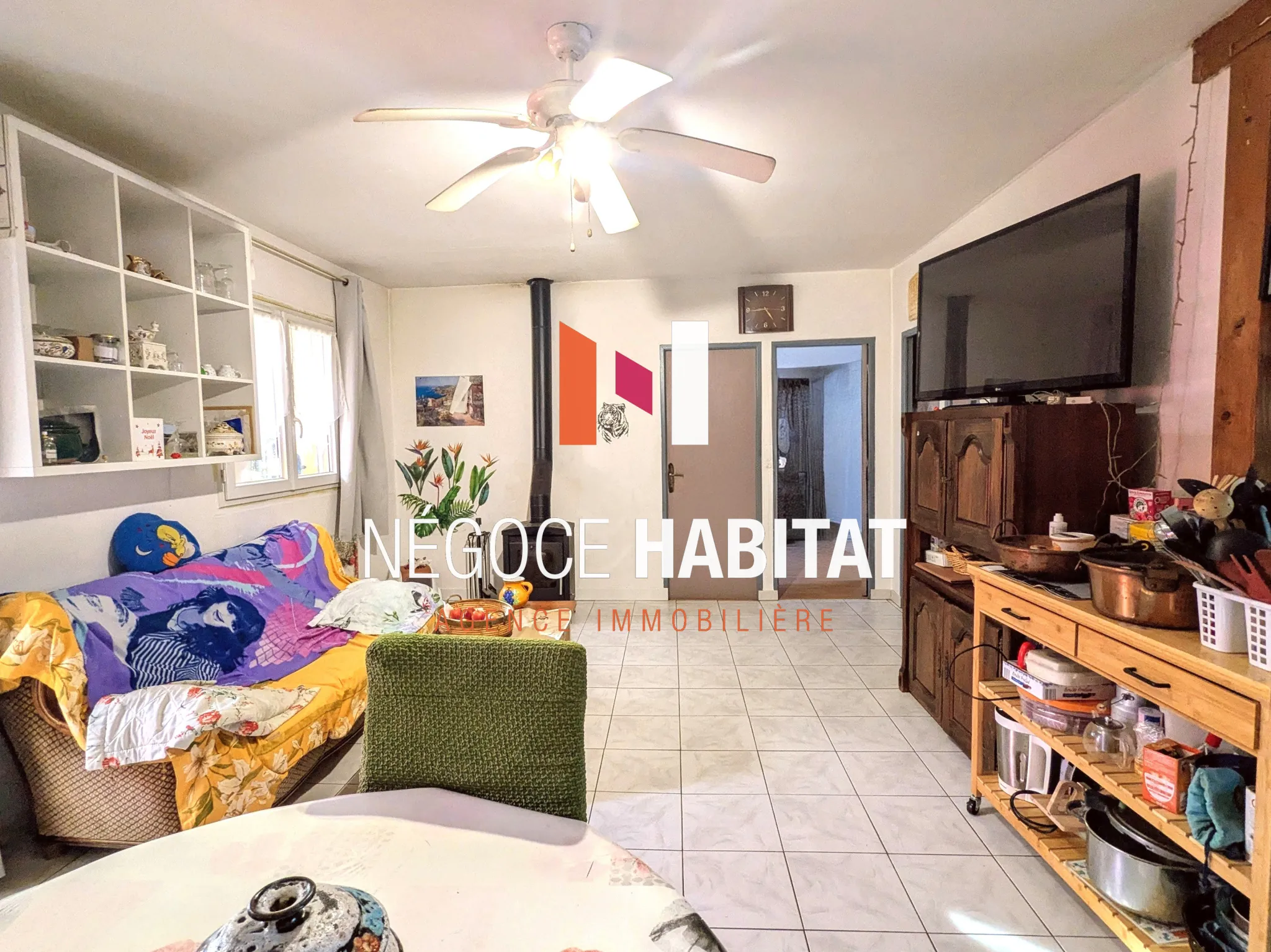 Villa de plain-pied avec piscine, garage et grand terrain à Quissac – Investissez dans cette belle maison 