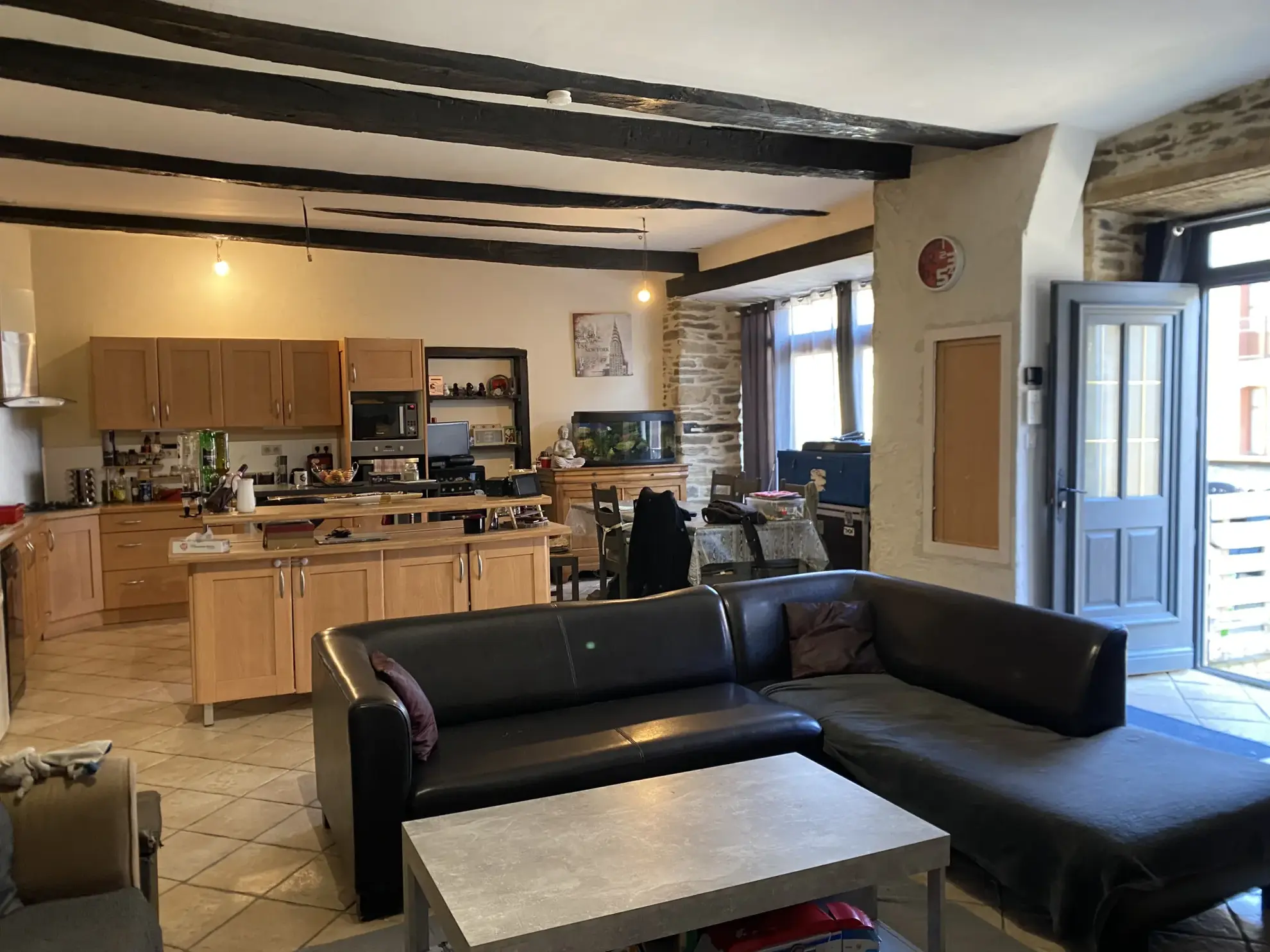 Belle maison en pierre rénovée avec terrasse à Magnac Bourg - 3 chambres