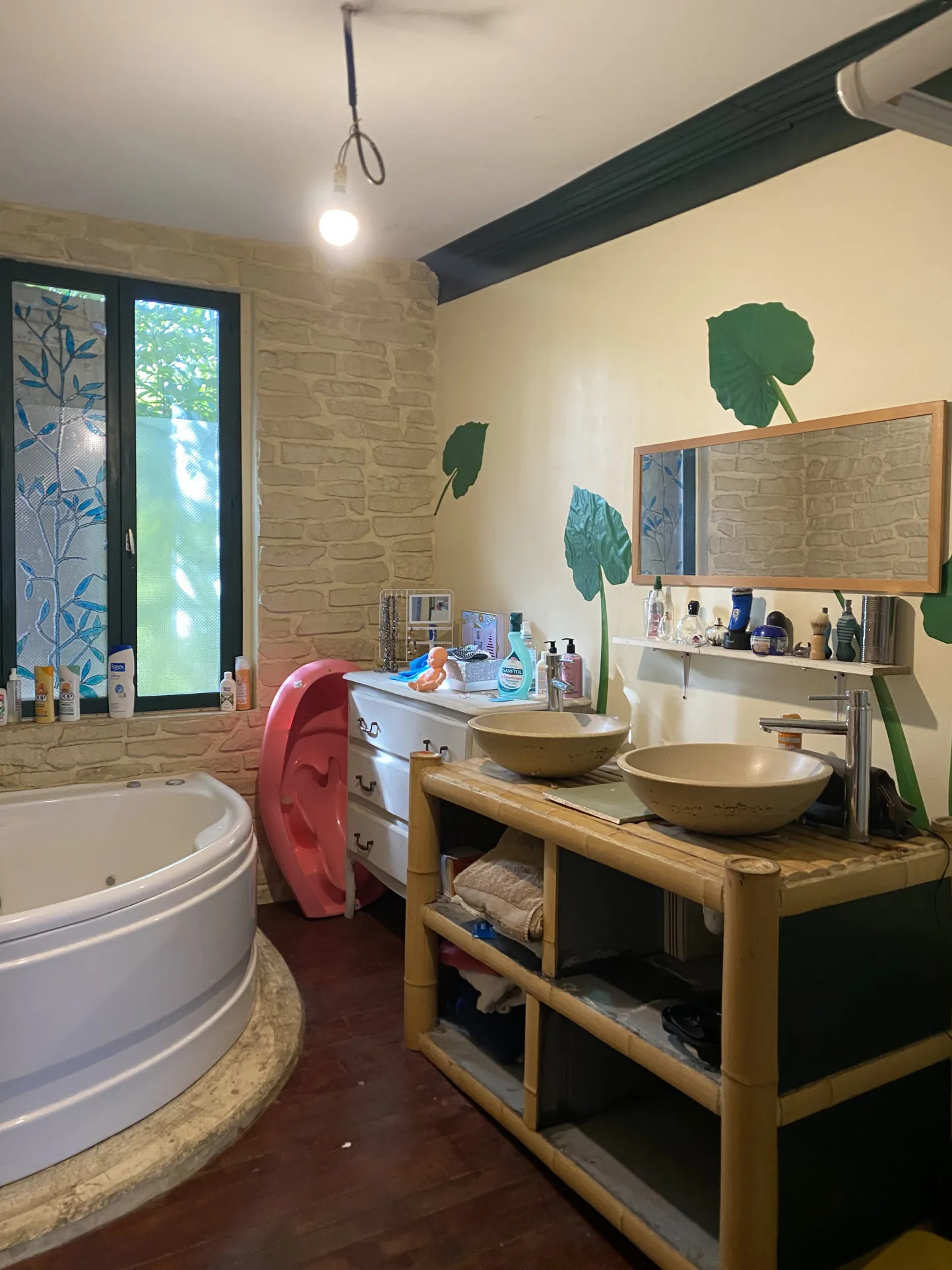 Belle maison en pierre rénovée avec terrasse à Magnac Bourg - 3 chambres 