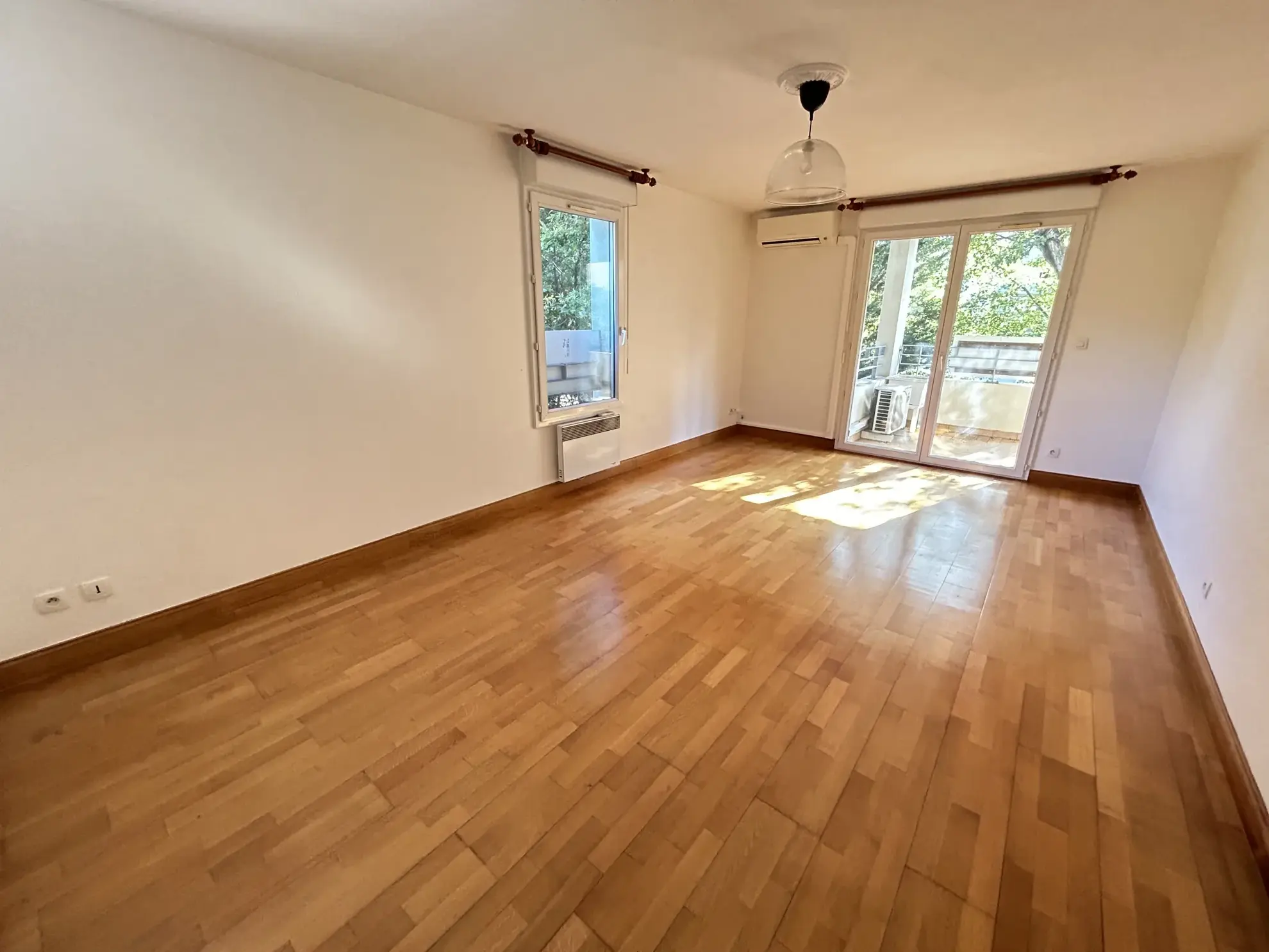 À vendre Appartement T3 lumineux à Toulouse, terrasse et parking sécurisé 