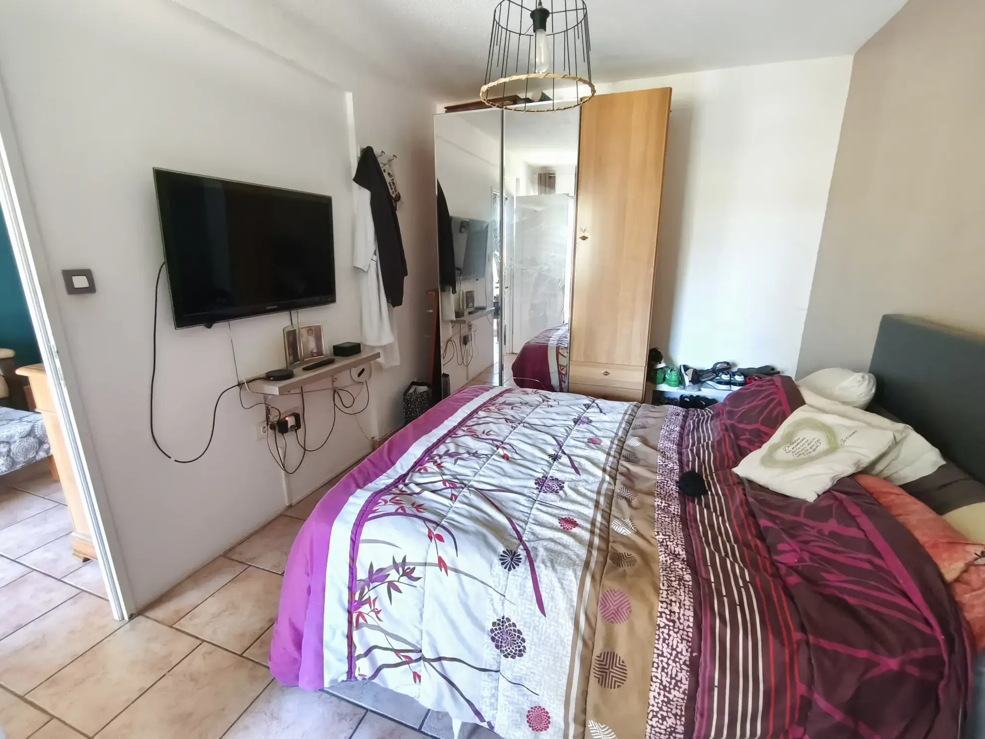 Appartement T4 de 80 m² à La Seyne-sur-Mer avec terrasse et cave 