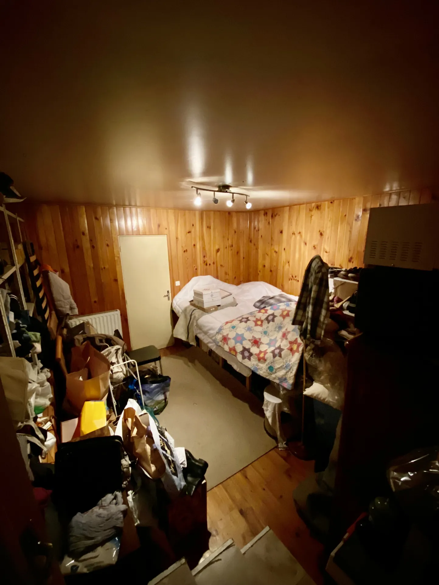 Maison de ville à La Courneuve - 81 m² avec terrasse et équipements modernes 