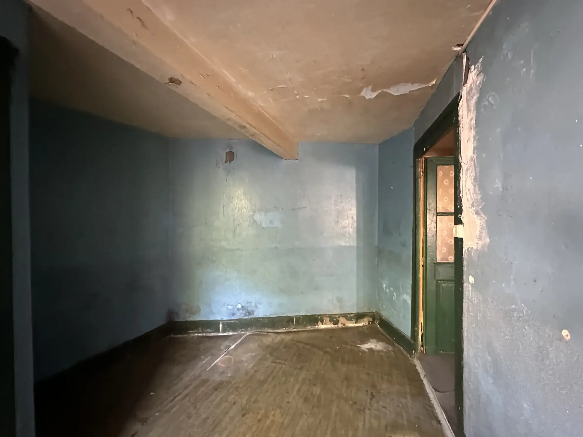 Maison à vendre à Saint-Jean-la-Bussière avec 4 chambres, cave et combles aménageables 