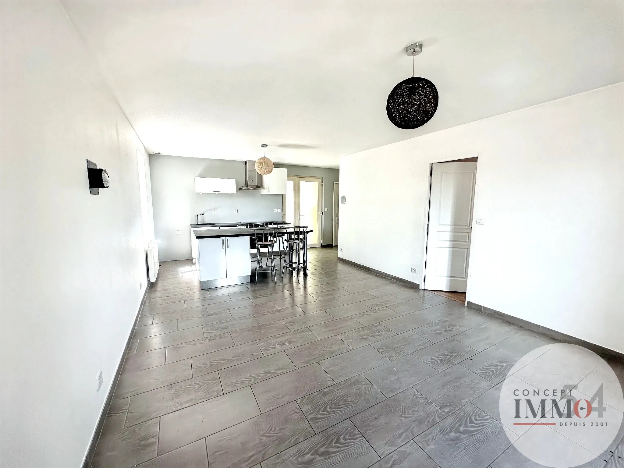 Immeuble rénové avec deux appartements à Dieulouard – Idéal investissement ou résidence 