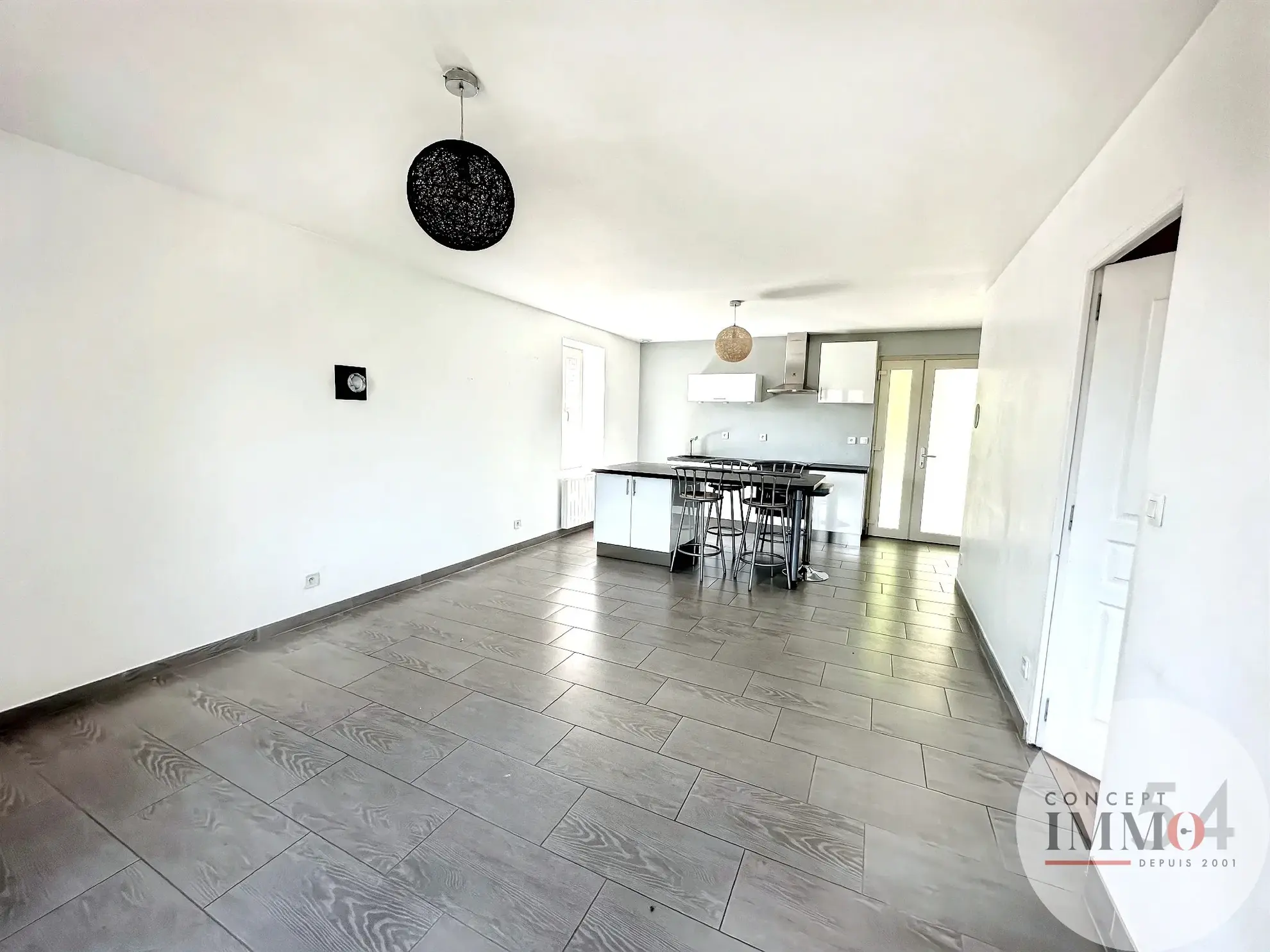 Immeuble rénové avec deux appartements à Dieulouard – Idéal investissement ou résidence 