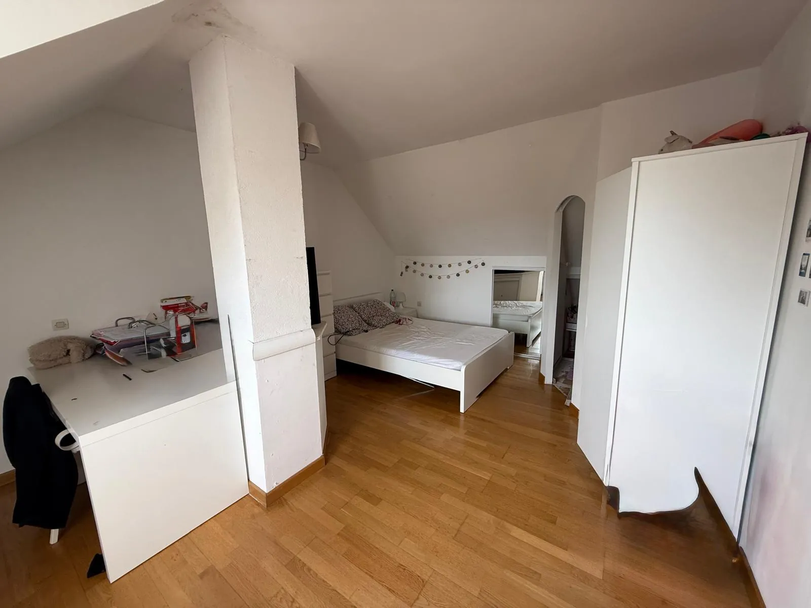 À vendre maison spacieuse de 160 m² à Condé sur Sarthe avec terrain de 3858 m² 