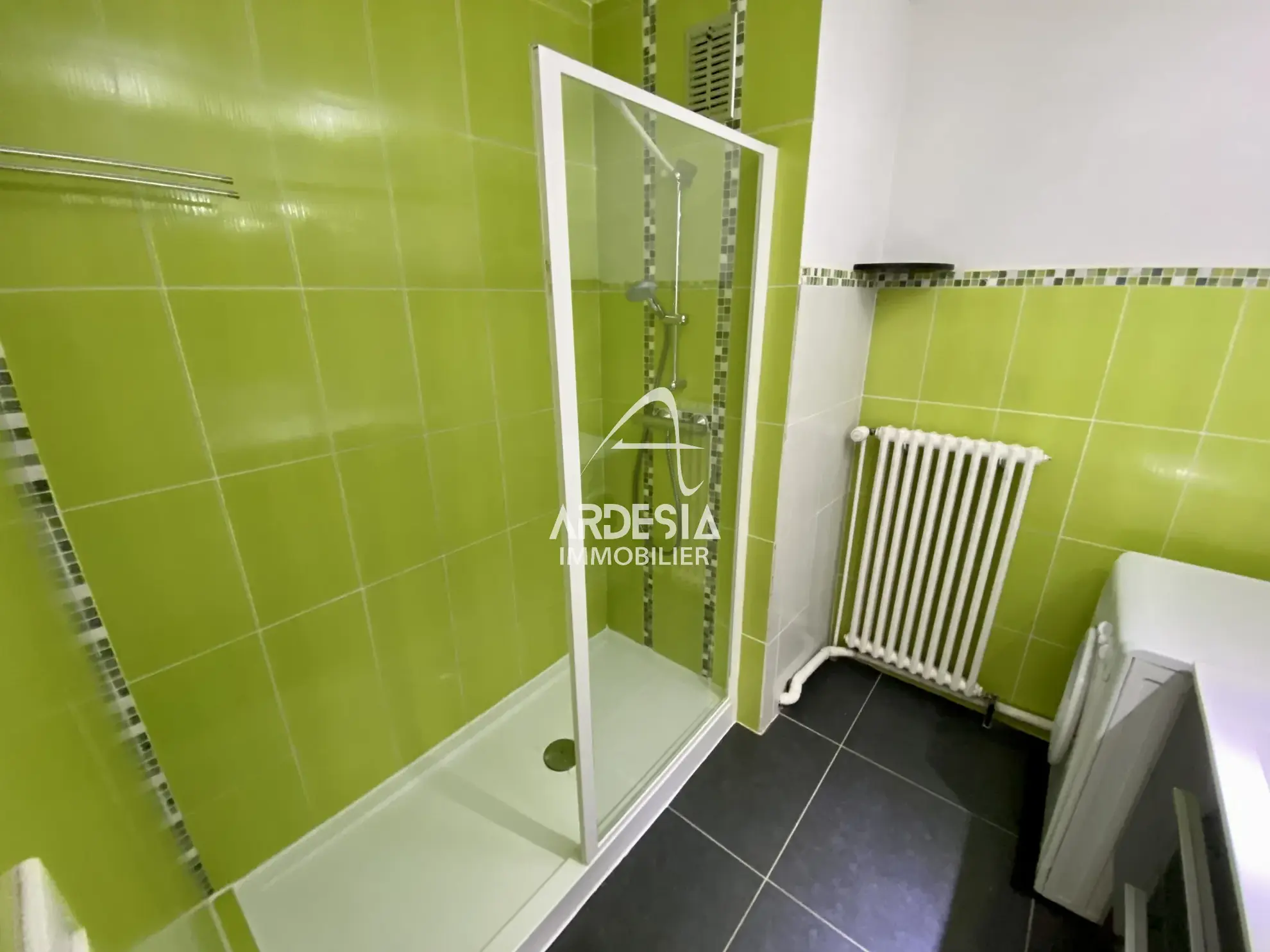 Bel appartement lumineux de 78 m2 avec balcon à Saint-Michel de Maurienne 