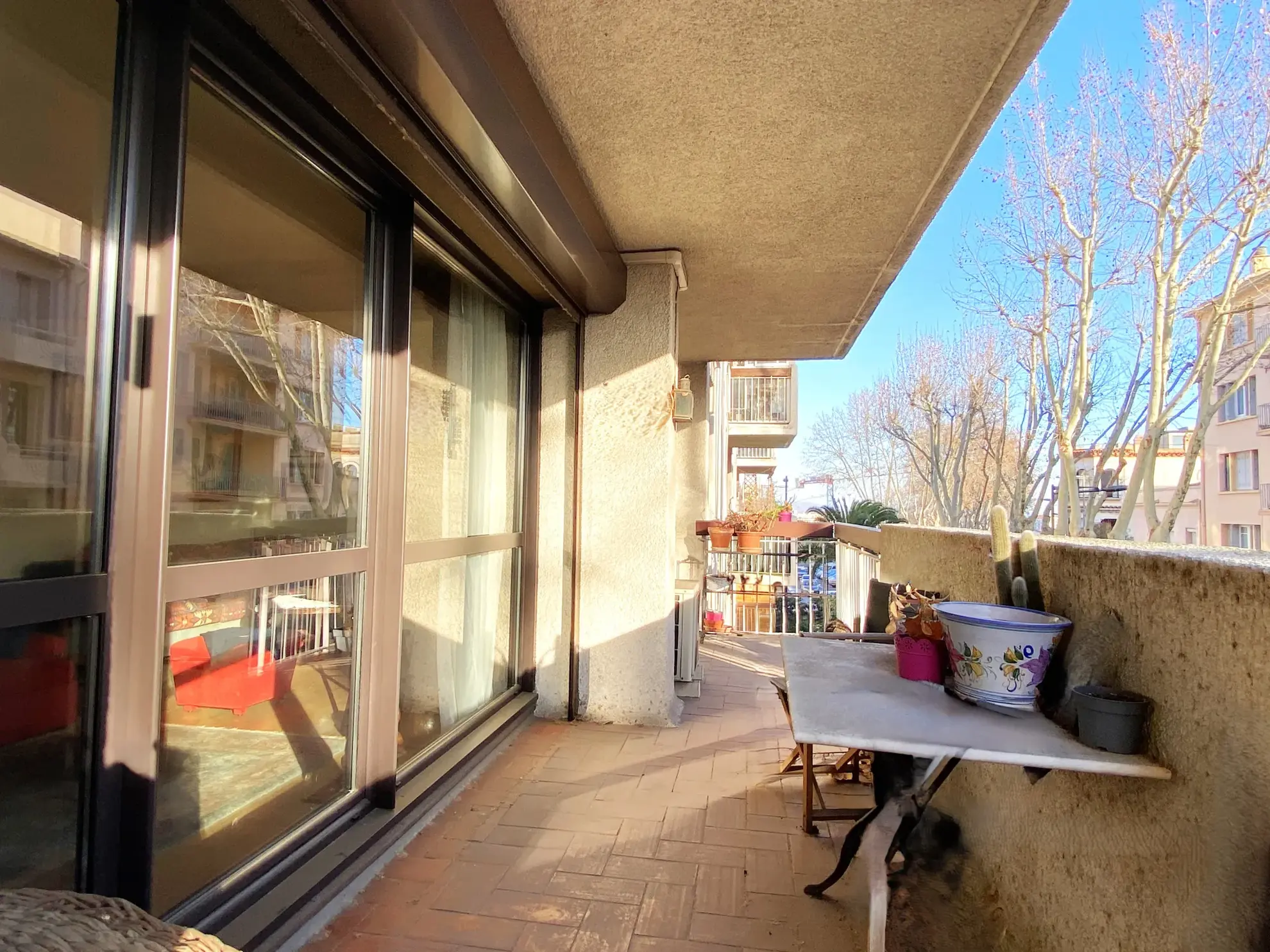 Appartement 4 pièces avec terrasse, parking et prestations modernes à Perpignan 