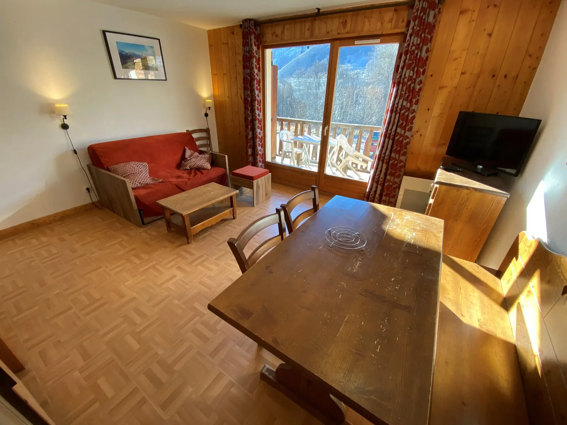 Appartement T2 avec Vue Montagne à Saint-Sorlin d'Arves - Investissement Sécurisé 