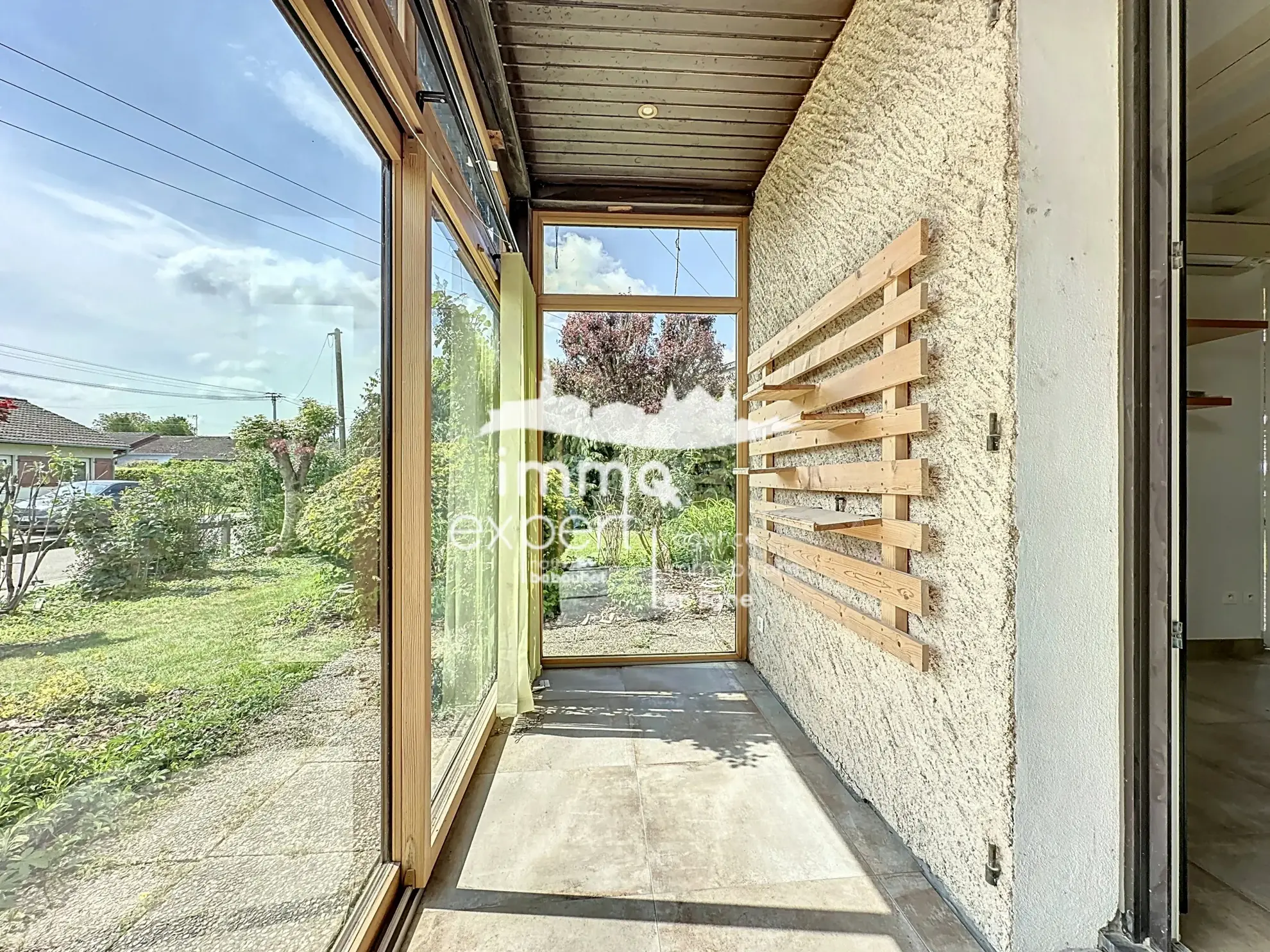 Maison rénovée à Mirecourt avec terrasse, garage et isolation performante 
