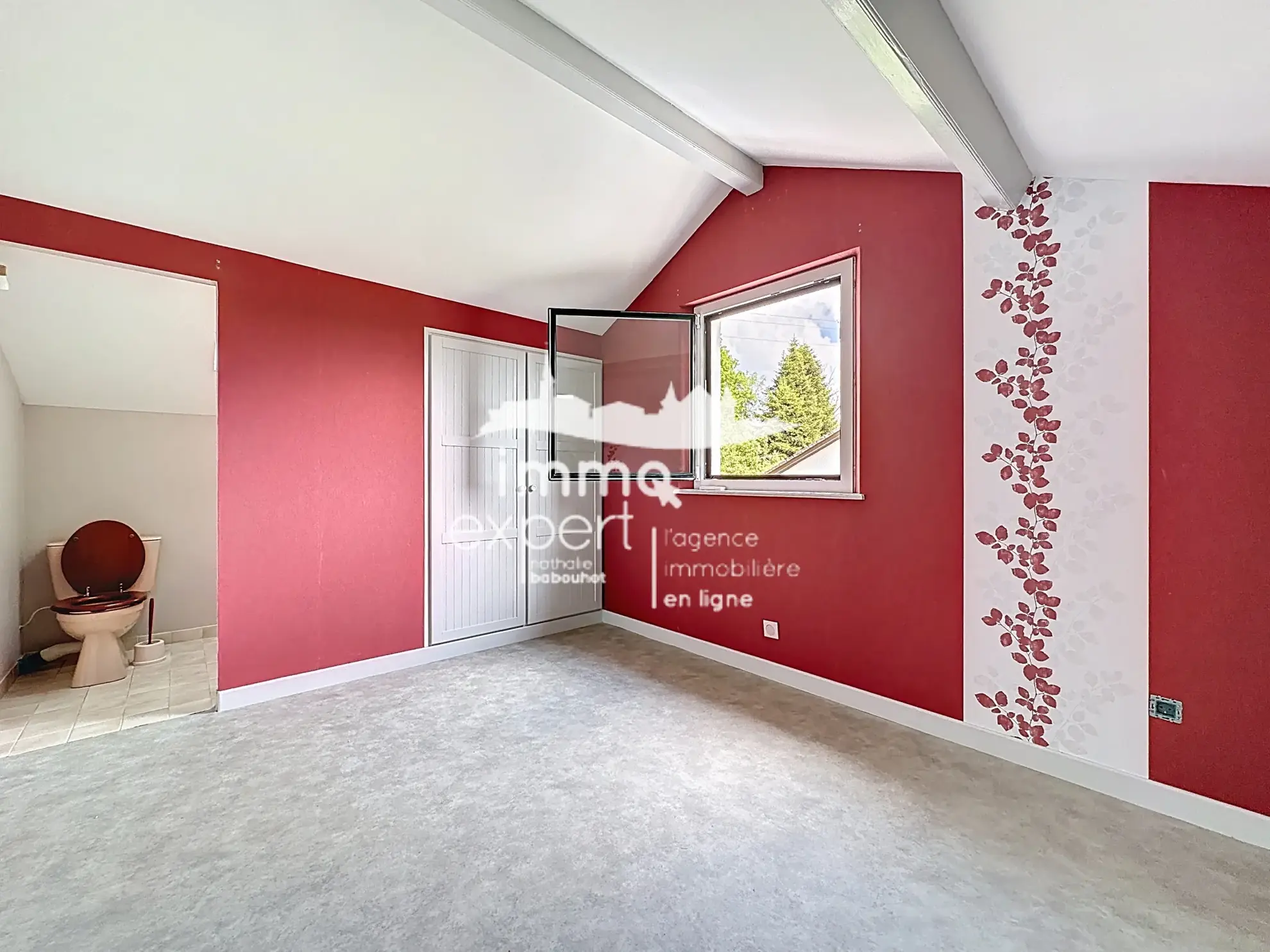 Maison rénovée à Mirecourt avec terrasse, garage et isolation performante 