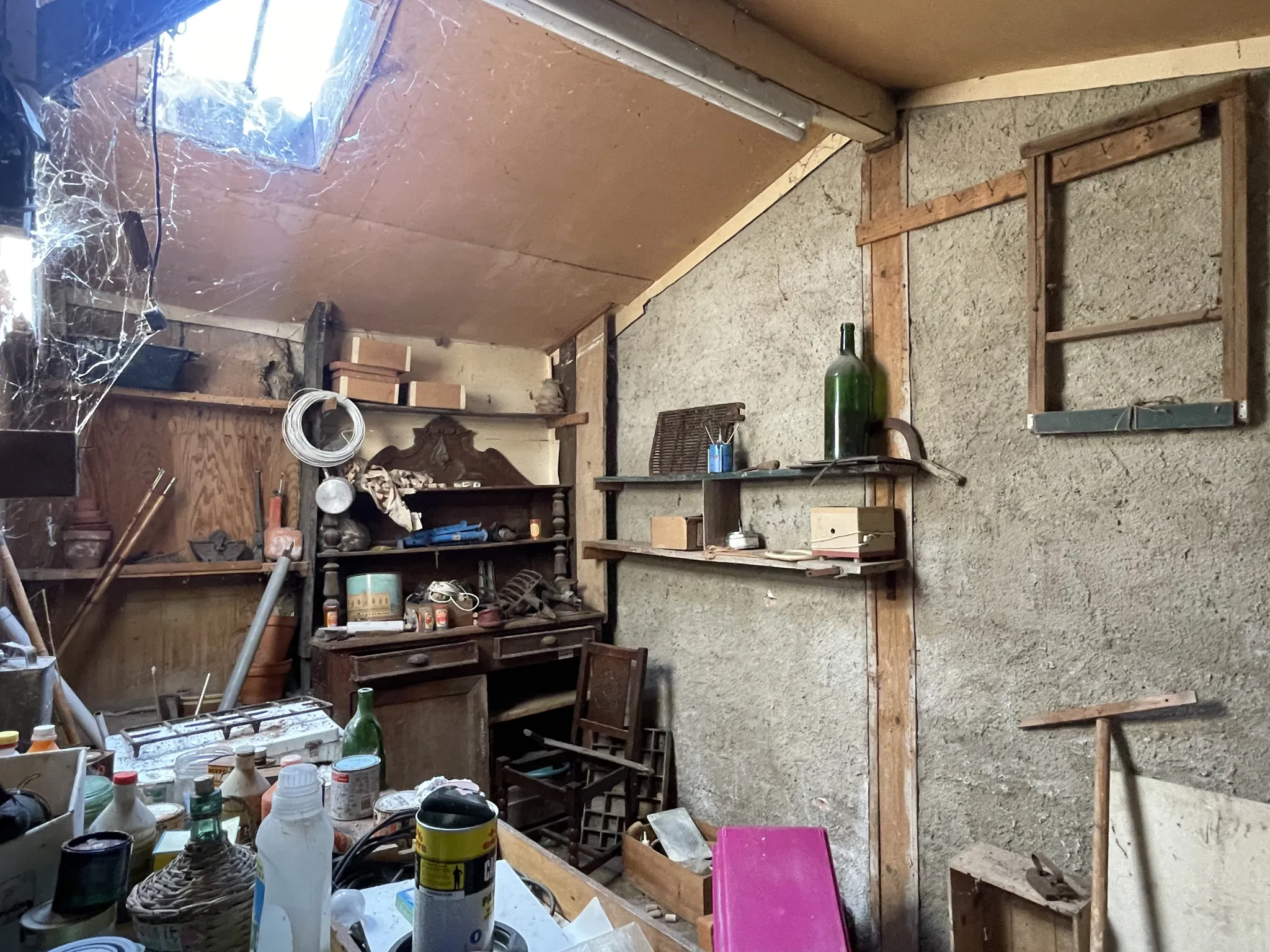 Charmante échoppe bordelaise à Cognac à rénover dans le quartier du Champ de Foire 