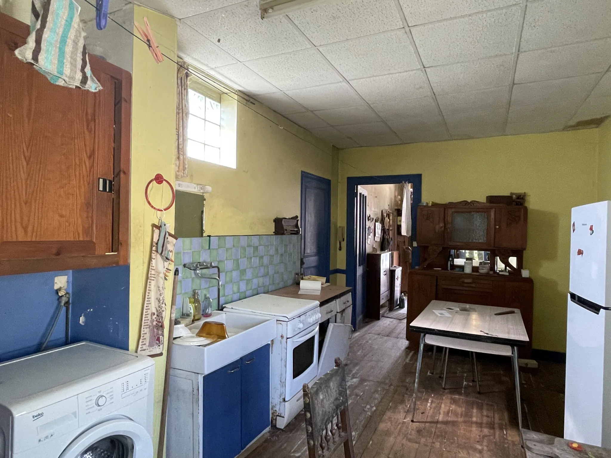 Charmante échoppe bordelaise à Cognac à rénover dans le quartier du Champ de Foire 