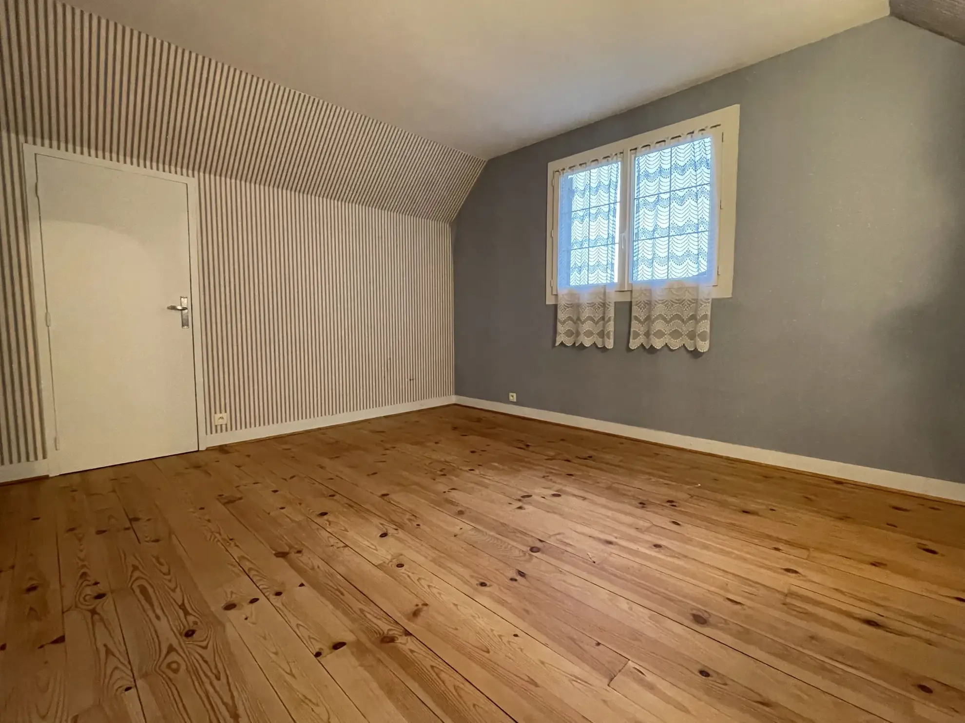 Maison à rénover de 92 m² à Fontenay-sur-Loing, proche gare et axes autoroutiers 