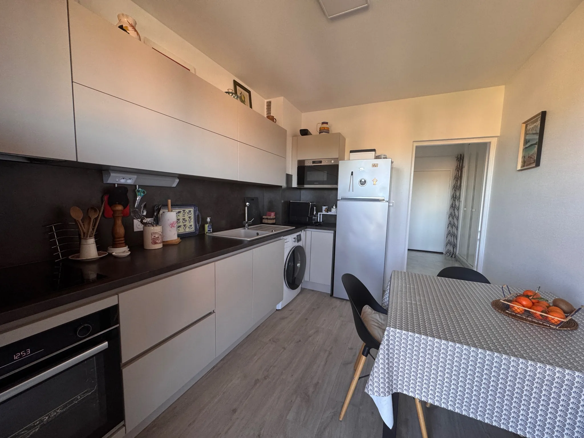 Appartement T2 de 48 m² avec terrasse à Six Fours Les Plages, proche mer 