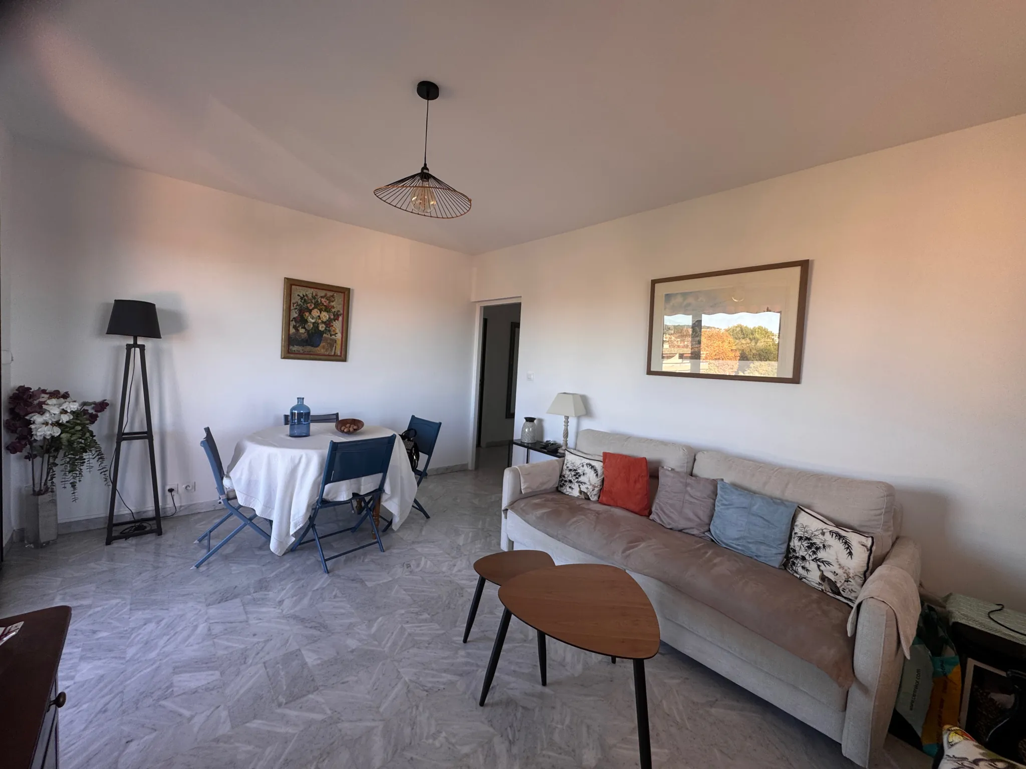 Appartement T2 de 48 m² avec terrasse à Six Fours Les Plages, proche mer 