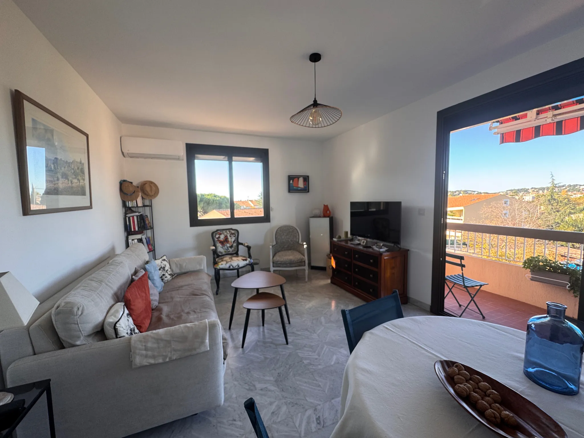 Appartement T2 de 48 m² avec terrasse à Six Fours Les Plages, proche mer 