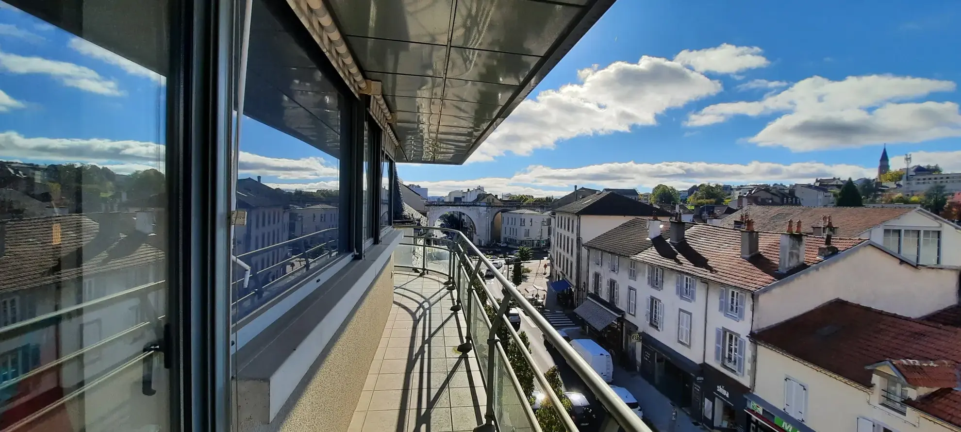 Appartement T3 lumineux avec balcon et garage à Aurillac - Quartier Carmes