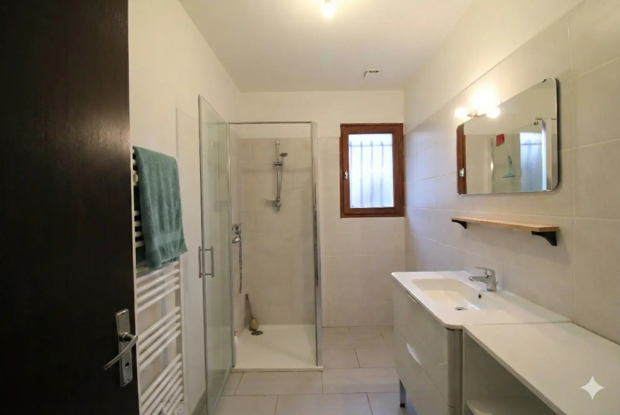 Maison de plain-pied à Foulayronnes avec garage, 3 chambres, proximité commodités 