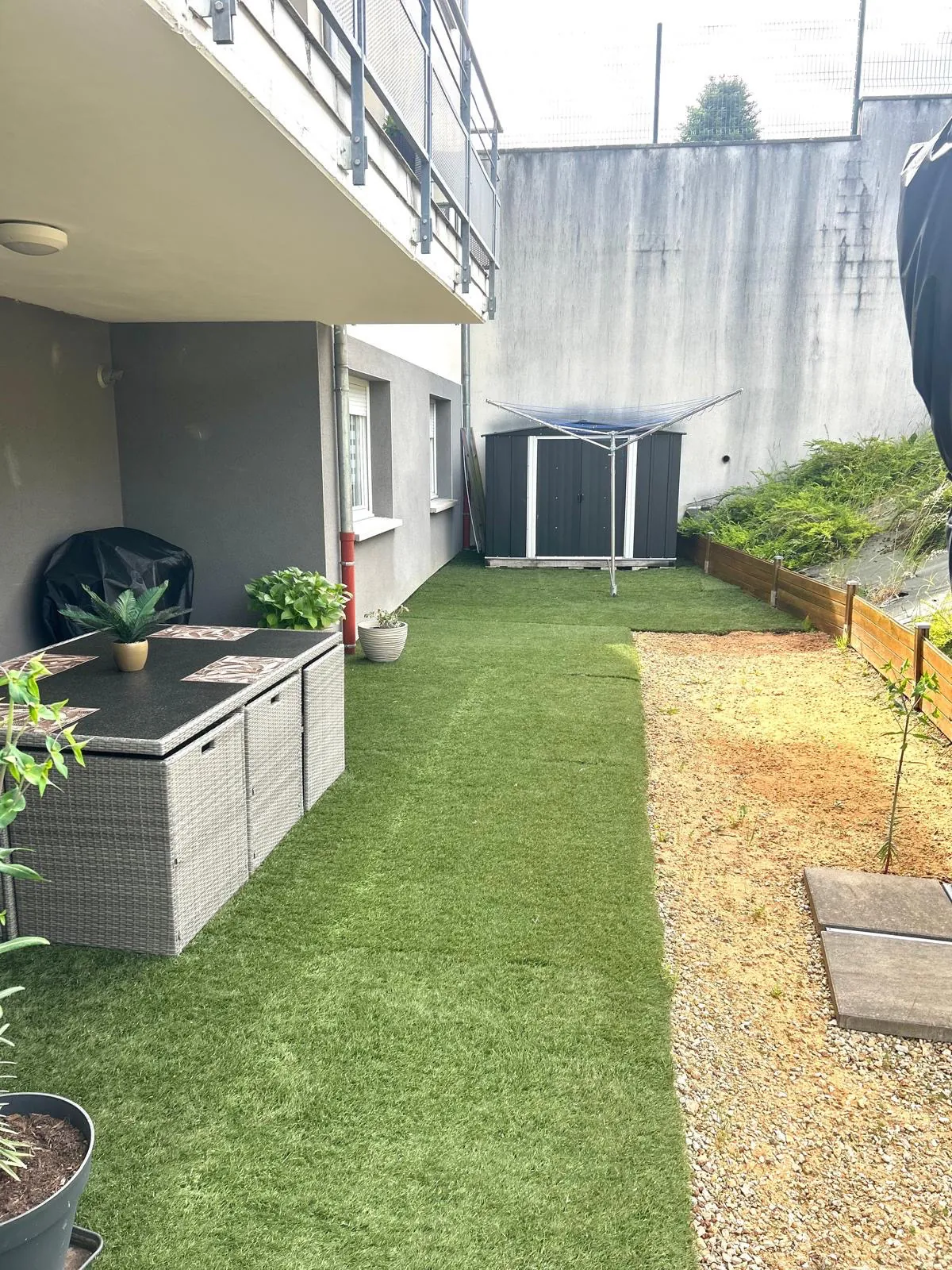 Appartement F3 avec terrasse, parking sécurisé à Creutzwald - Année 2013 