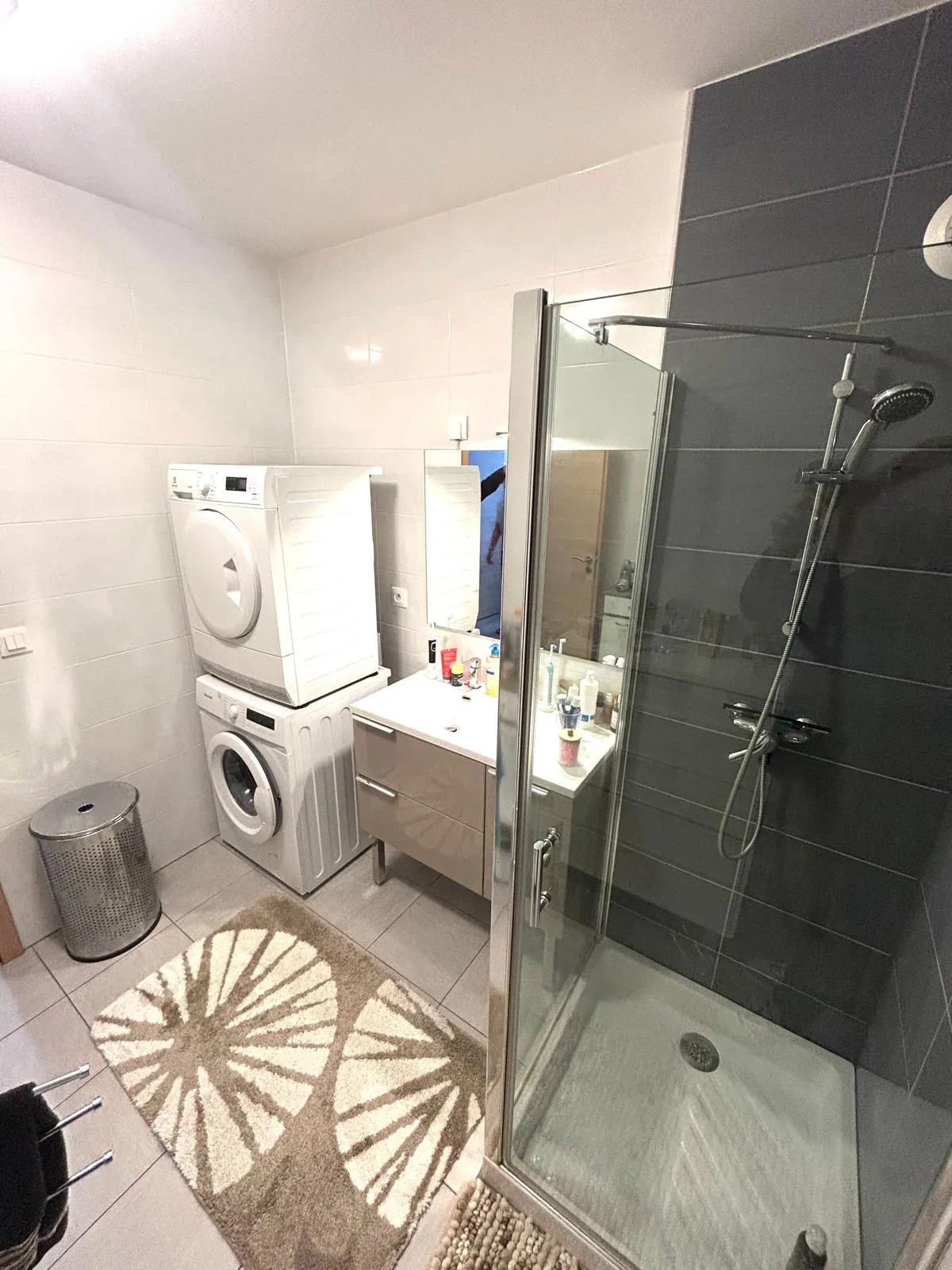 Appartement F3 avec terrasse, parking sécurisé à Creutzwald - Année 2013 