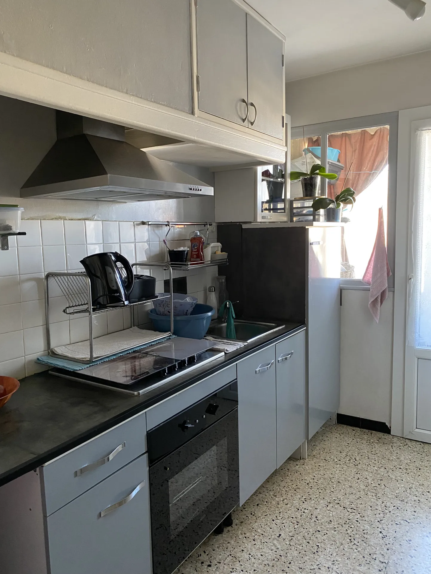 Investissez dans un T2 lumineux de 42 m² avec balcon à Marseille 11e 