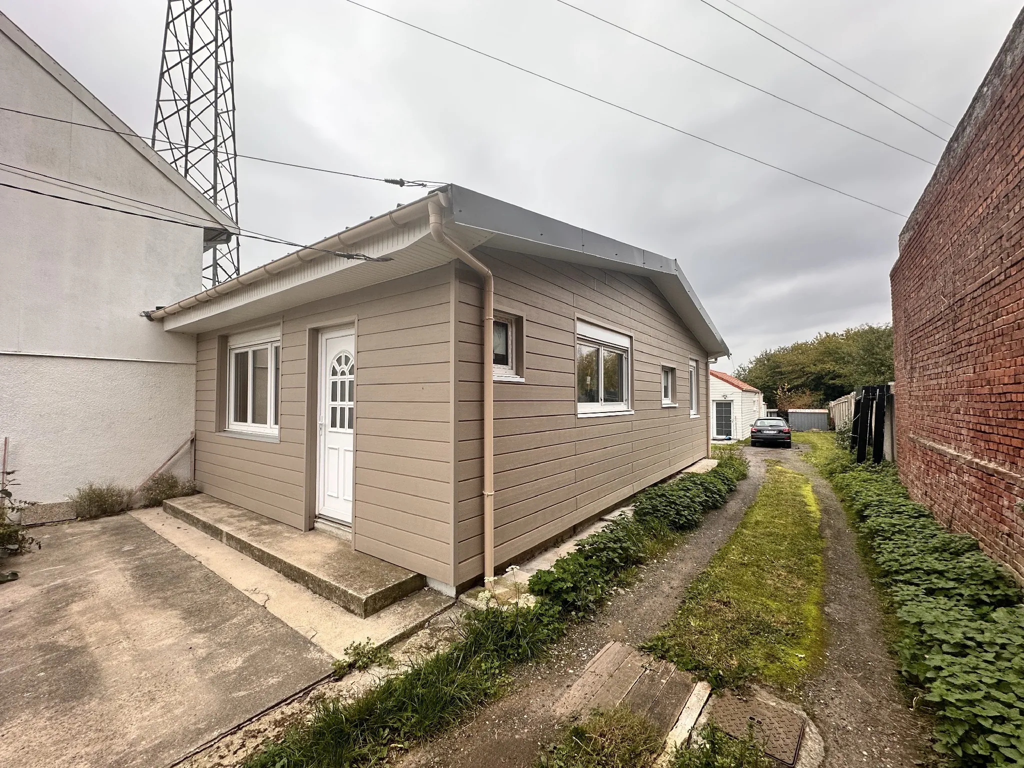 Maison à rénover à Douai avec jardin et potentiel de personnalisation 