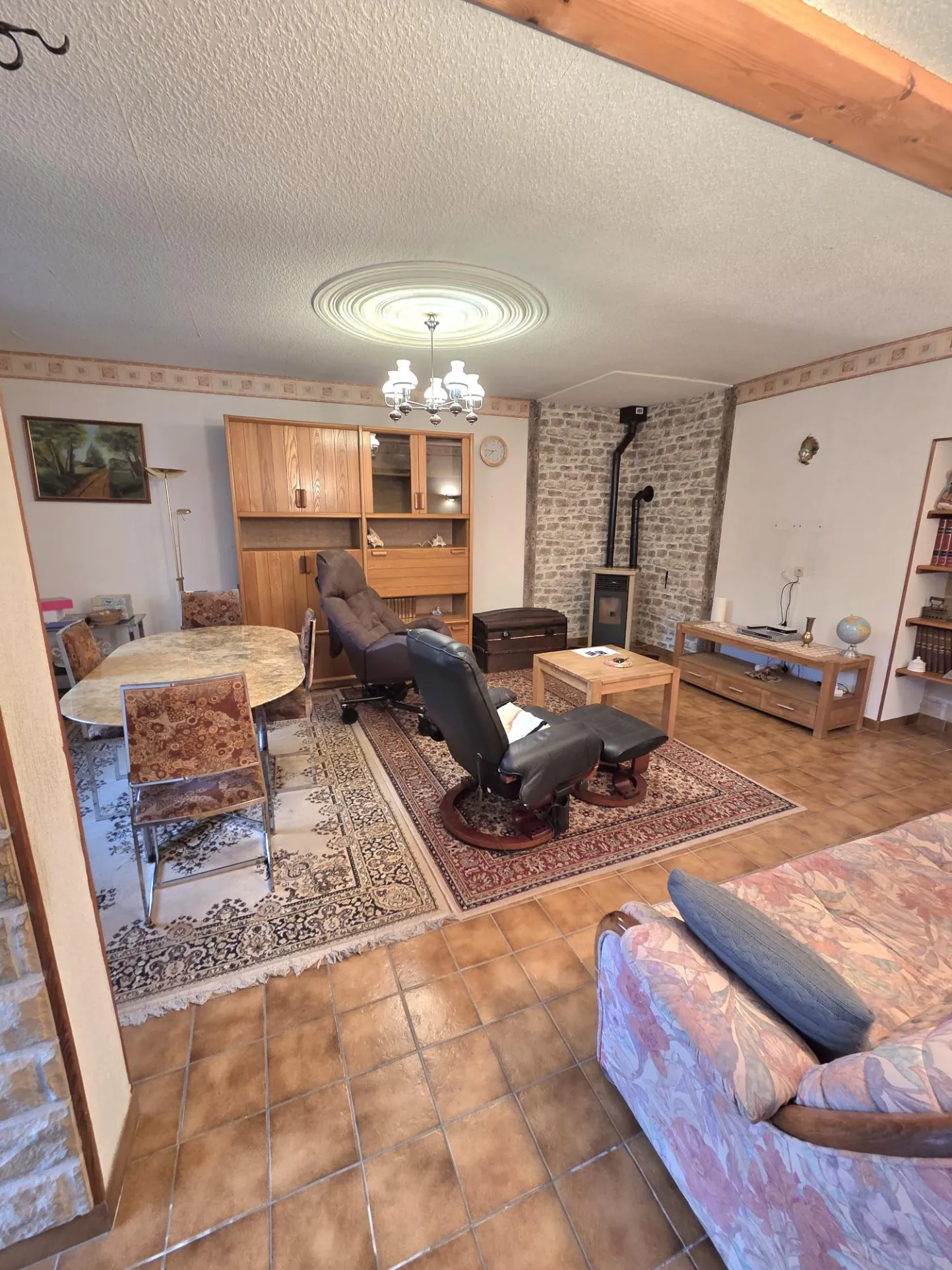 Maison de village à Mouilly avec terrain et garage - 160 m² 