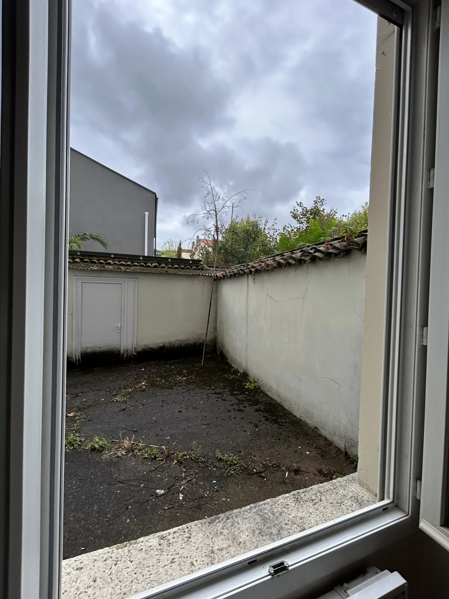 Appartement 2 pièces de 52 m² à Lyon 3, proche métro et services de santé 