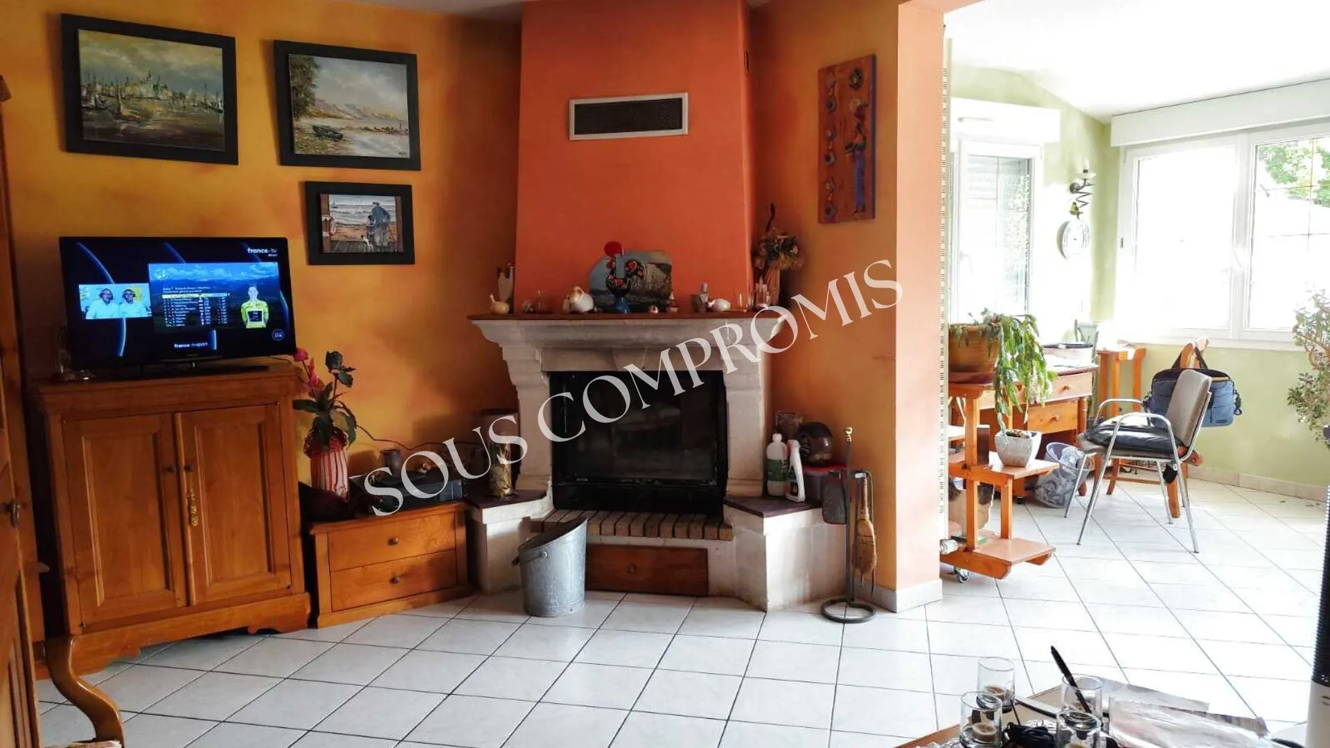 Maison familiale avec grand terrain, garage et ascenseur à Saint Denis sur Sarthon 