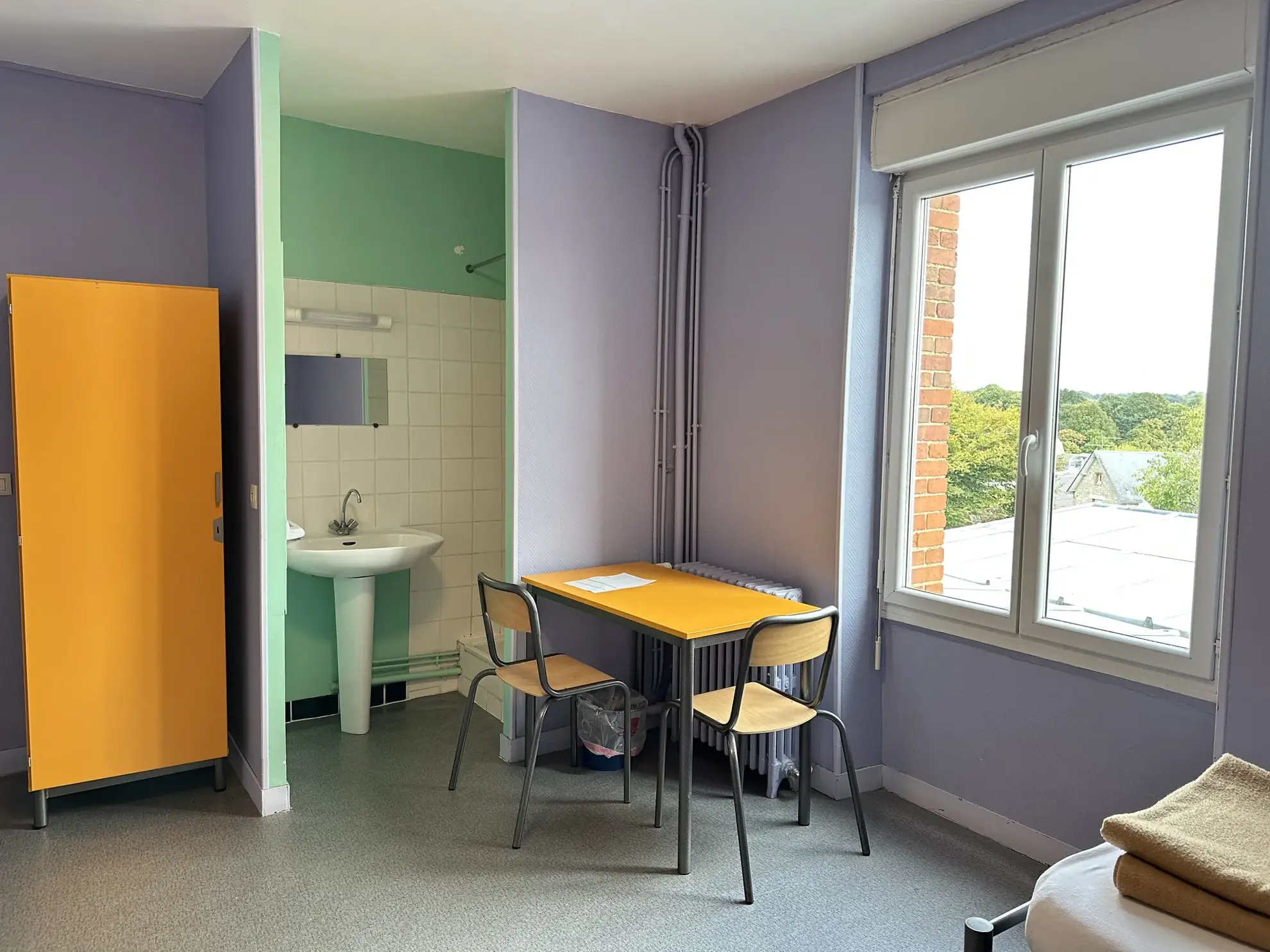 Immeuble d'investissement à La Ferté Macé - 514 m², 25 chambres, idéal pour location ou projet professionnel 