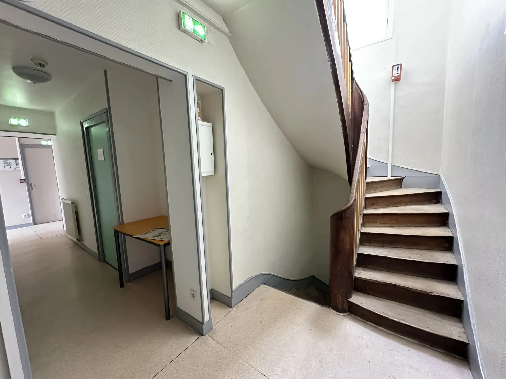 Immeuble d'investissement à La Ferté Macé - 514 m², 25 chambres, idéal pour location ou projet professionnel 