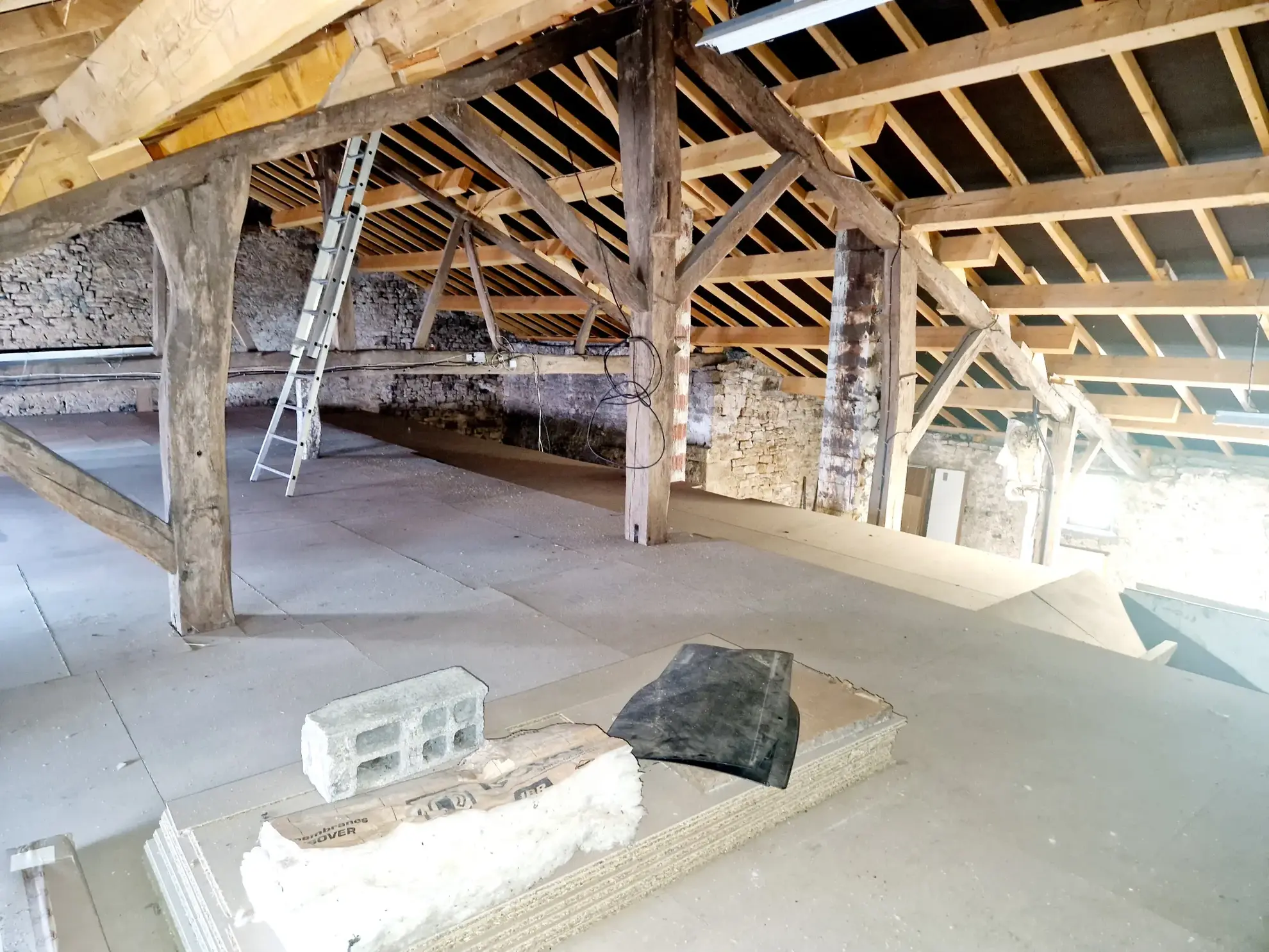 Maison spacieuse de 171 m² à Serqueux avec jardin et garage 