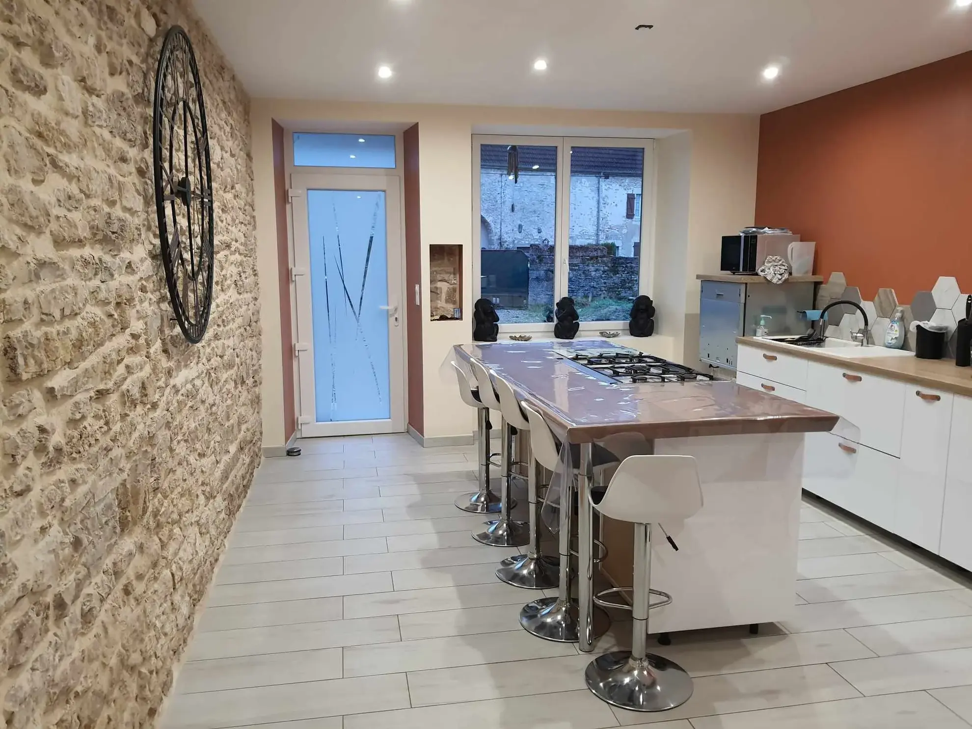 Maison de plain-pied à Autet - 2 chambres, garage, terrain clos de 1003 m²