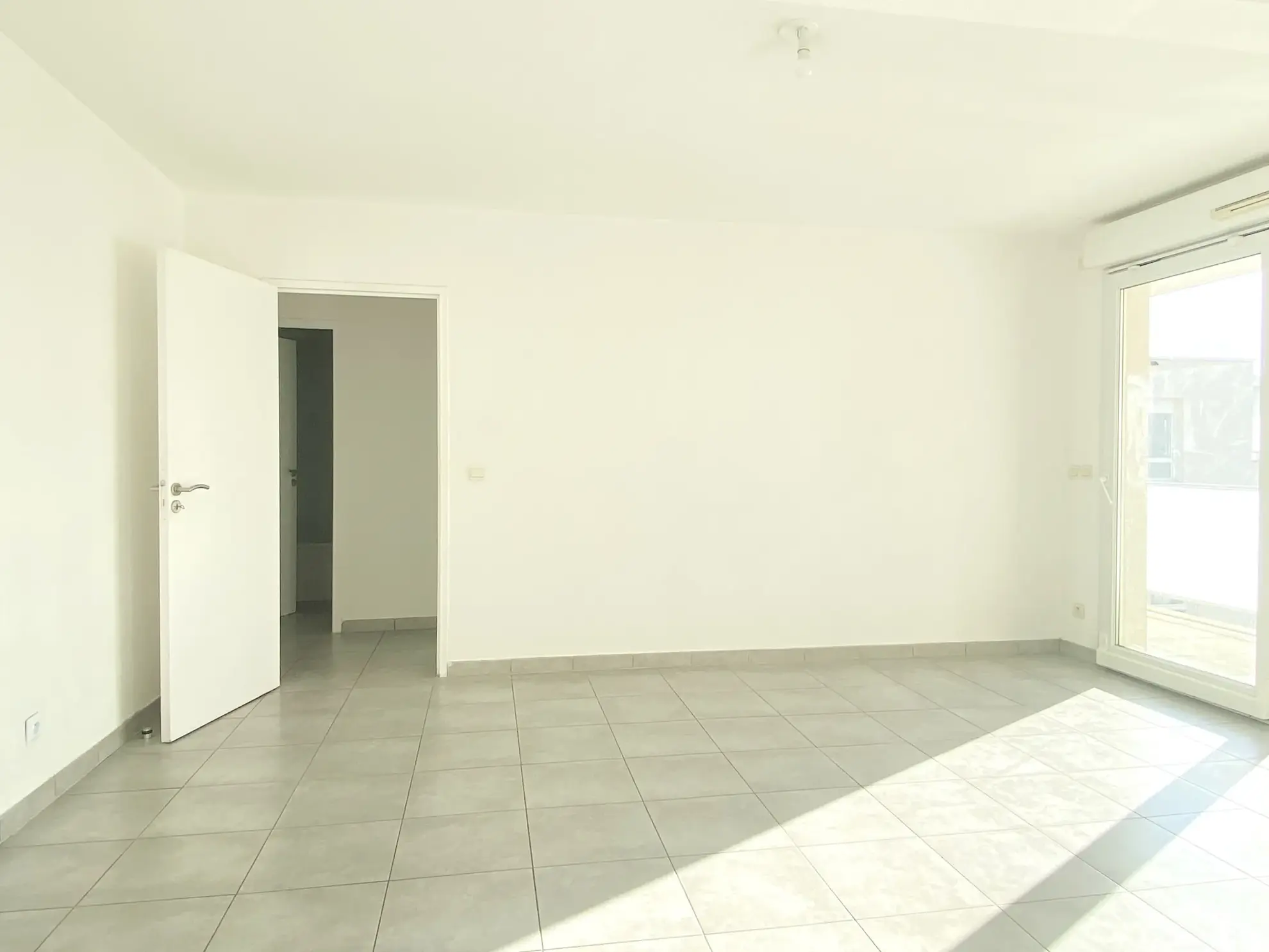 Appartement 3 pièces avec terrasse en vente à Perpignan - Proche gare et centre-ville 