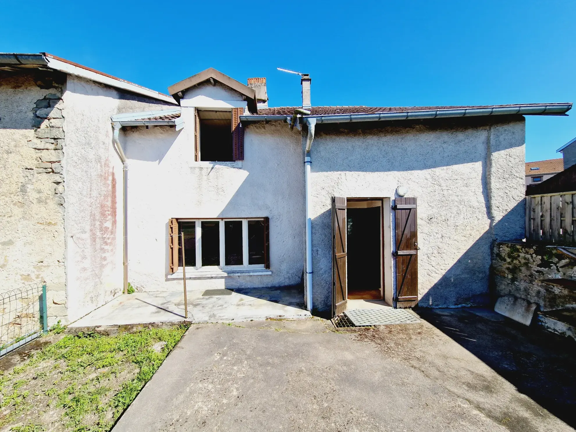 Maison de caractère de 108 m² avec vue panoramique et jardin proche patrimoine 