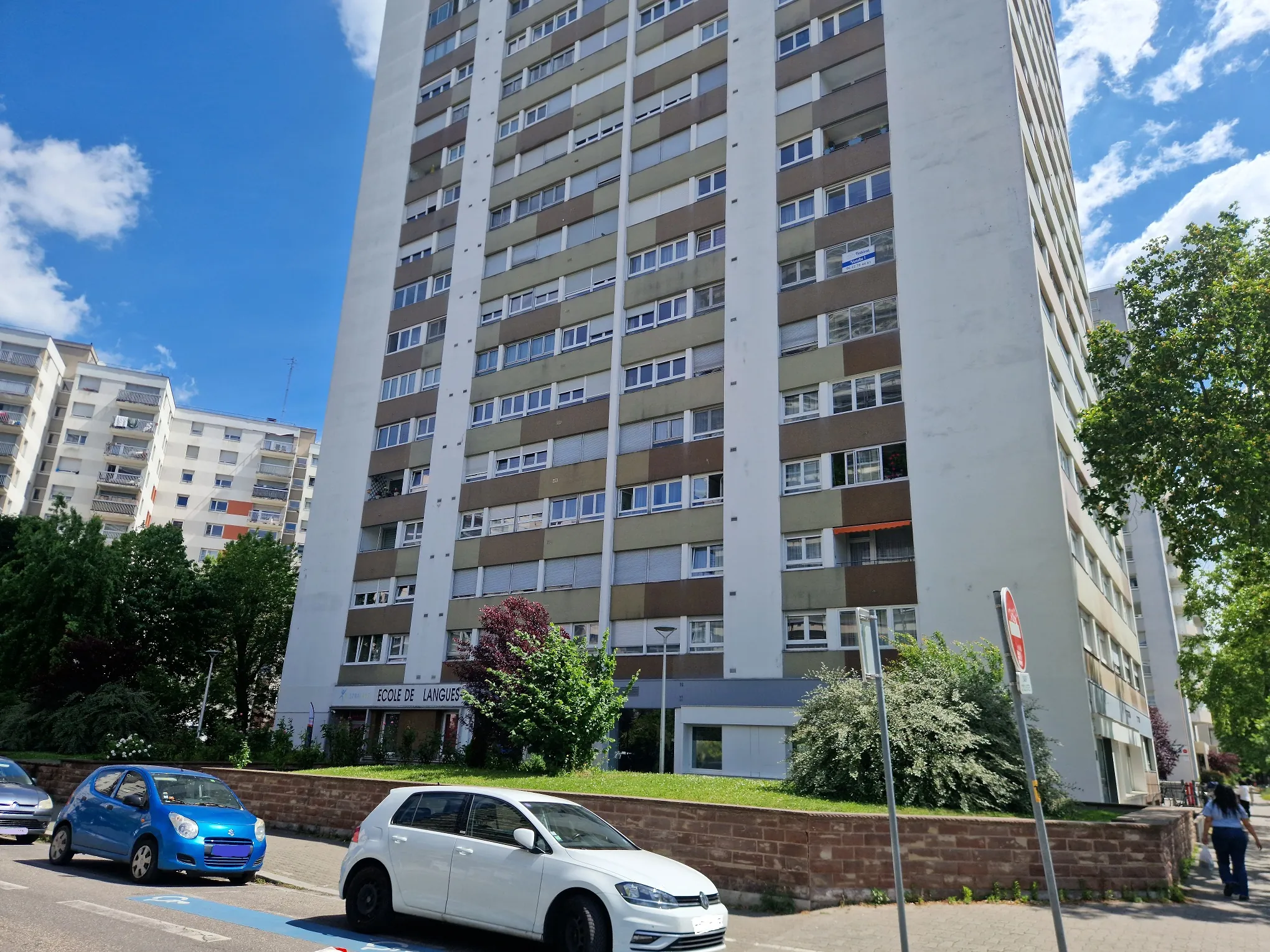 Local commercial de 104 m² à Strasbourg en location avec bail professionnel 