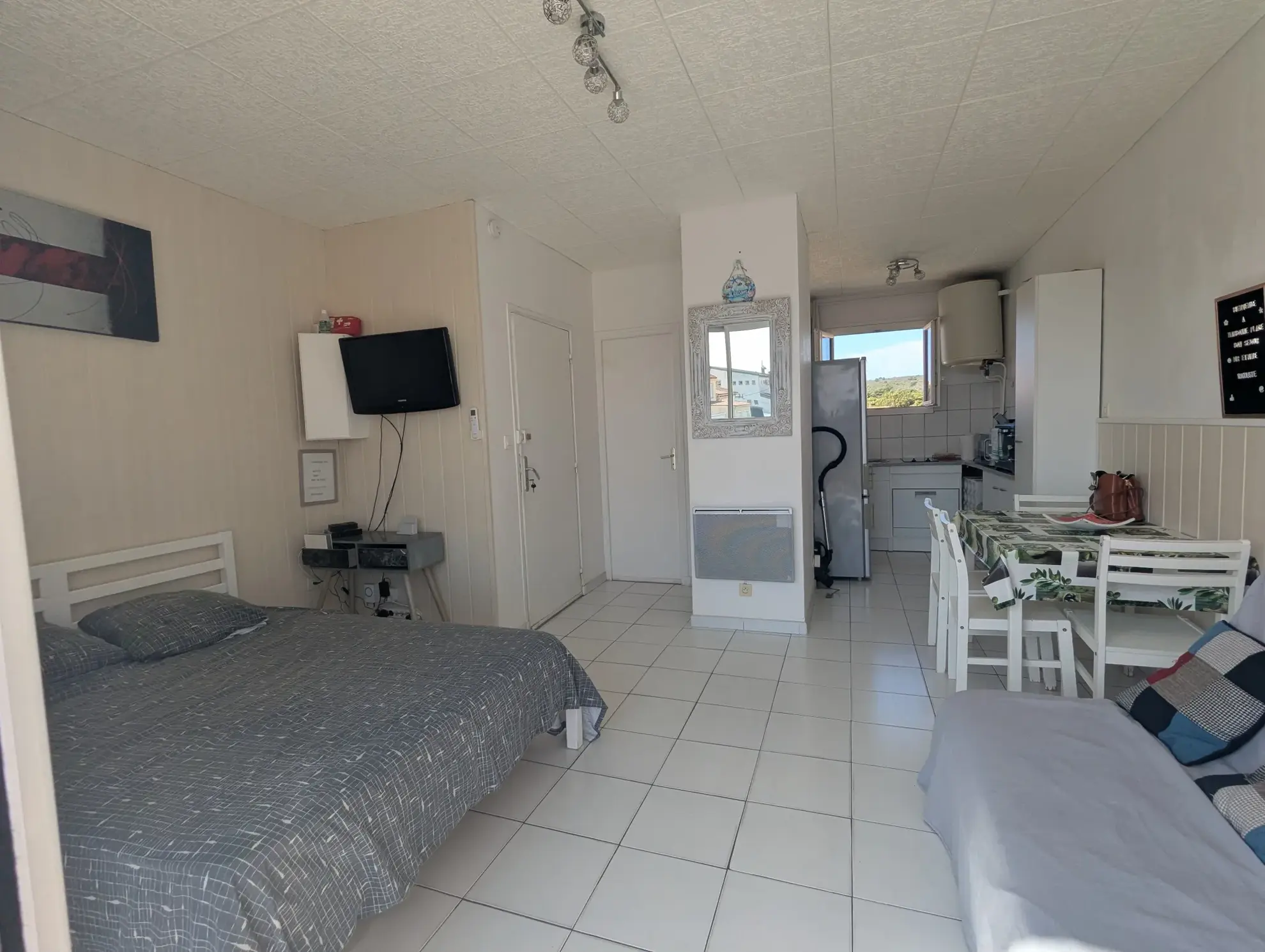 Bel appartement avec vue mer et Clape à Narbonne-Plage 