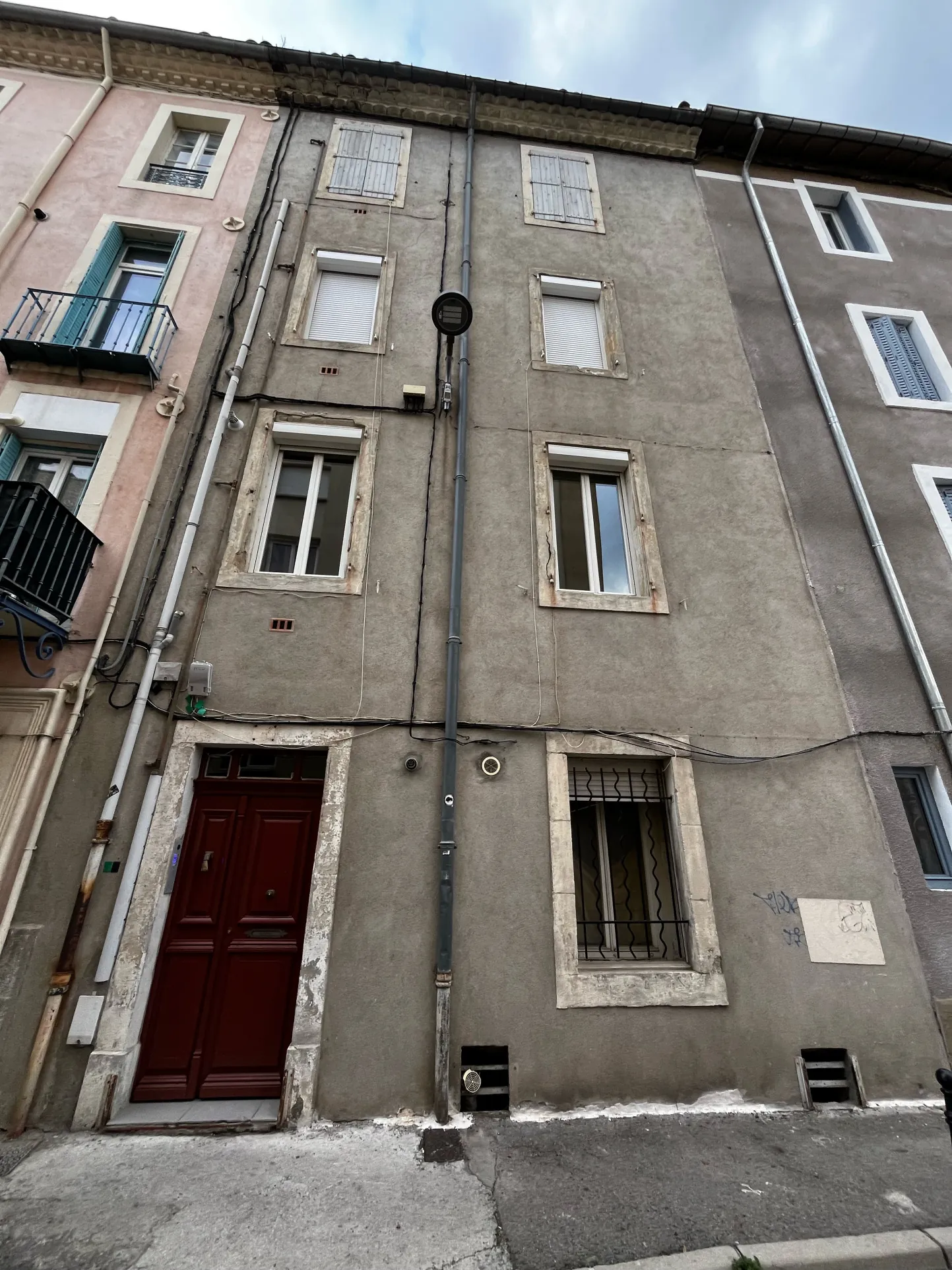 Immeuble de rapport à vendre à Alès, centre-ville, 4 appartements loués