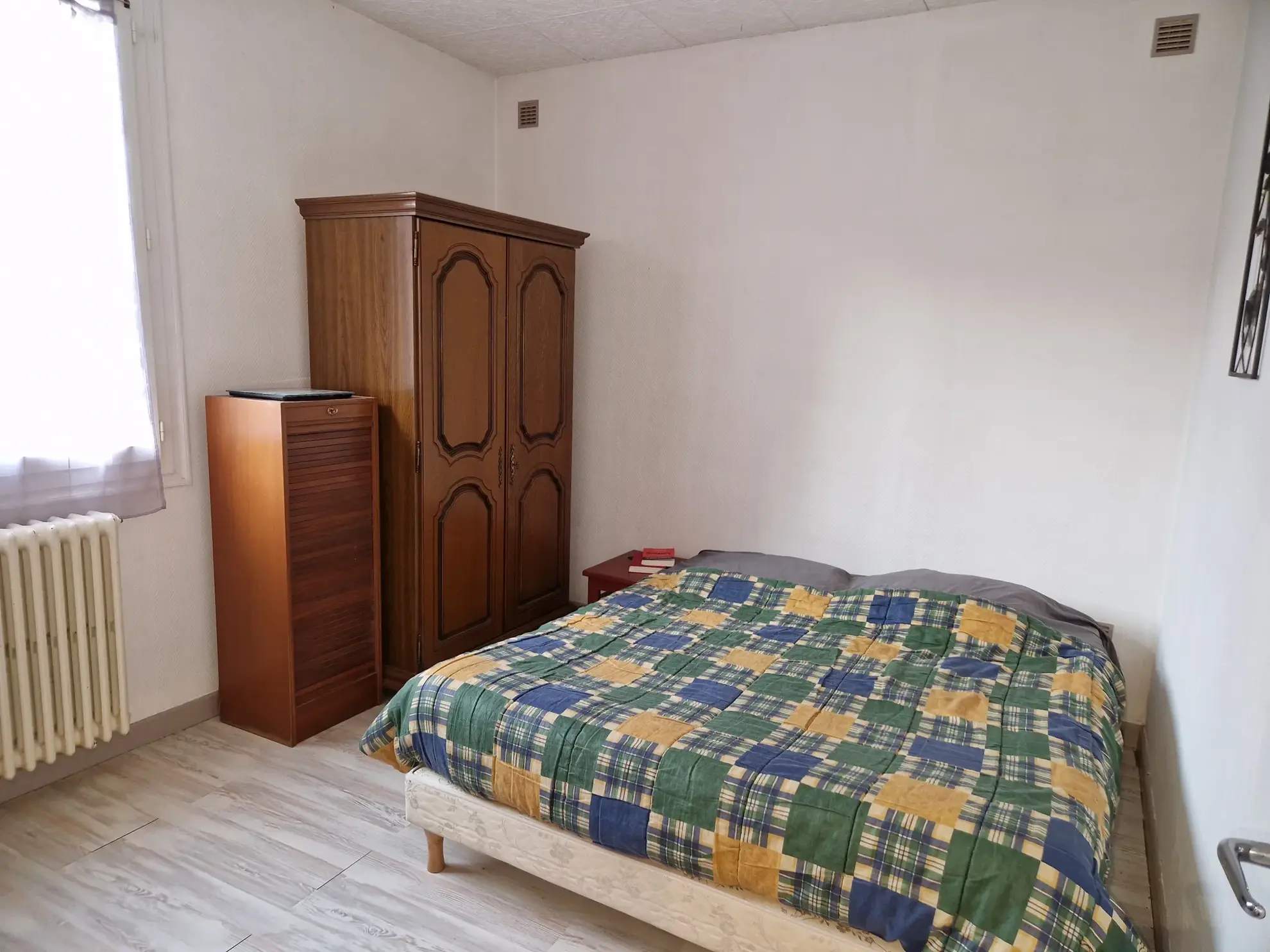 Appartement 2 pièces à vendre à Autun, 60 m² avec cave et courette 