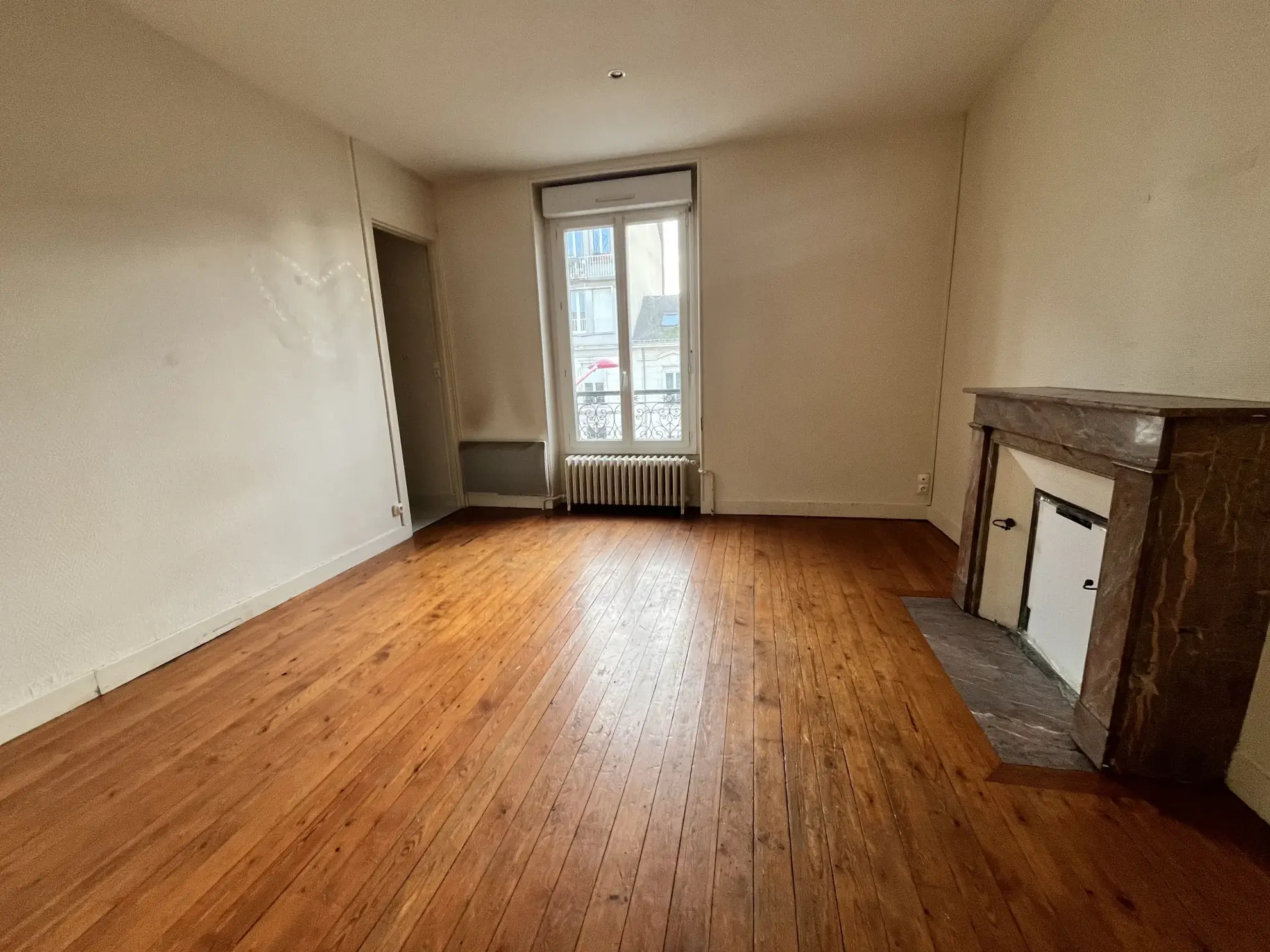 Bel appartement T3 de 63m² au dernier étage avec cachet, proche gare et centre-ville - Le Mans