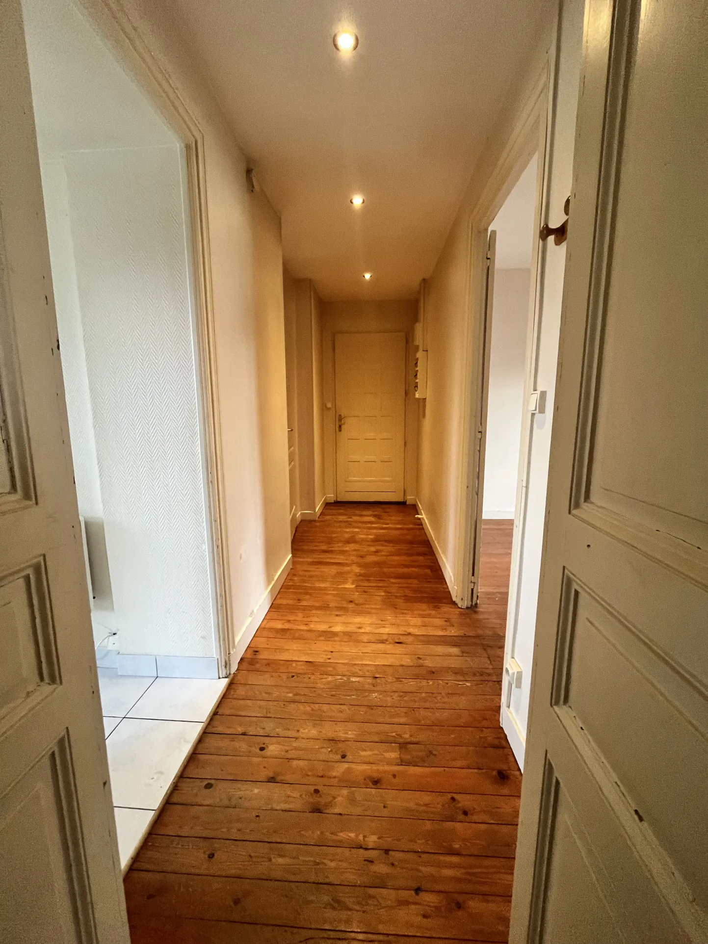 Appartement T3 de 63m² en centre-ville du Mans avec cachet et rénovation à prévoir 