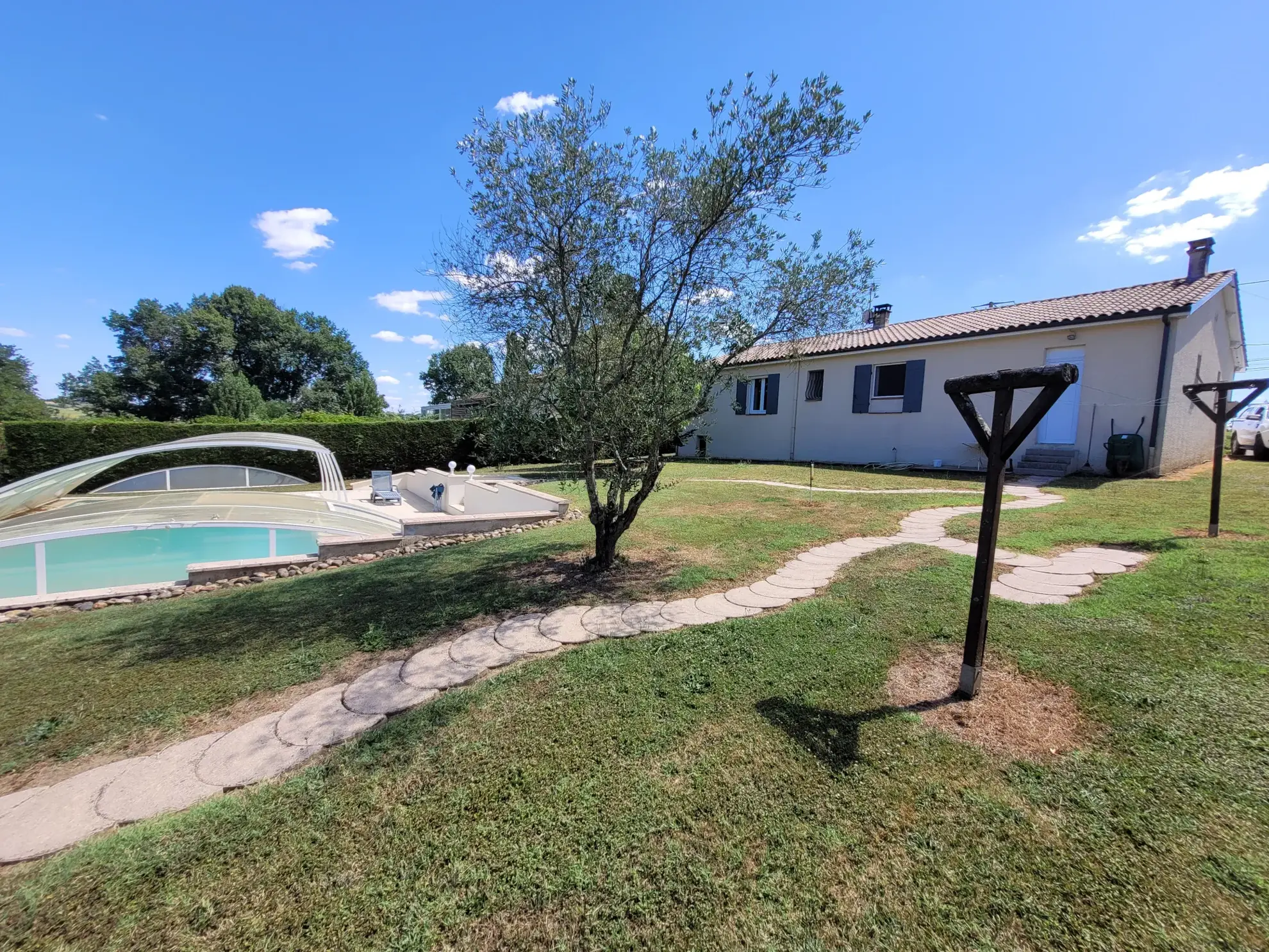 Maison de plain-pied avec piscine à 10 min de Marmande - Vue dégagée