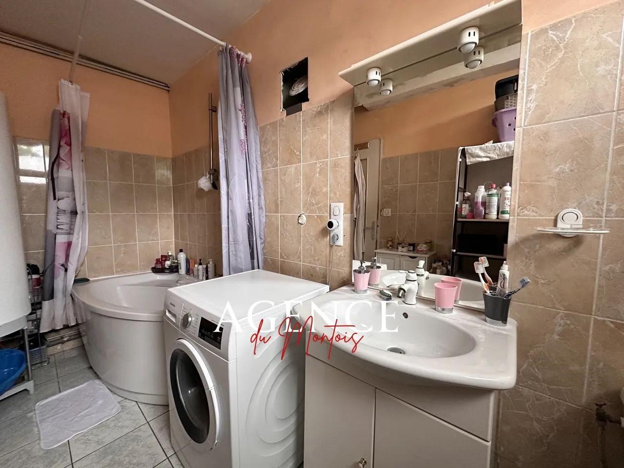 Maison de village à Bray-sur-Seine avec 5 chambres et chauffage électrique 