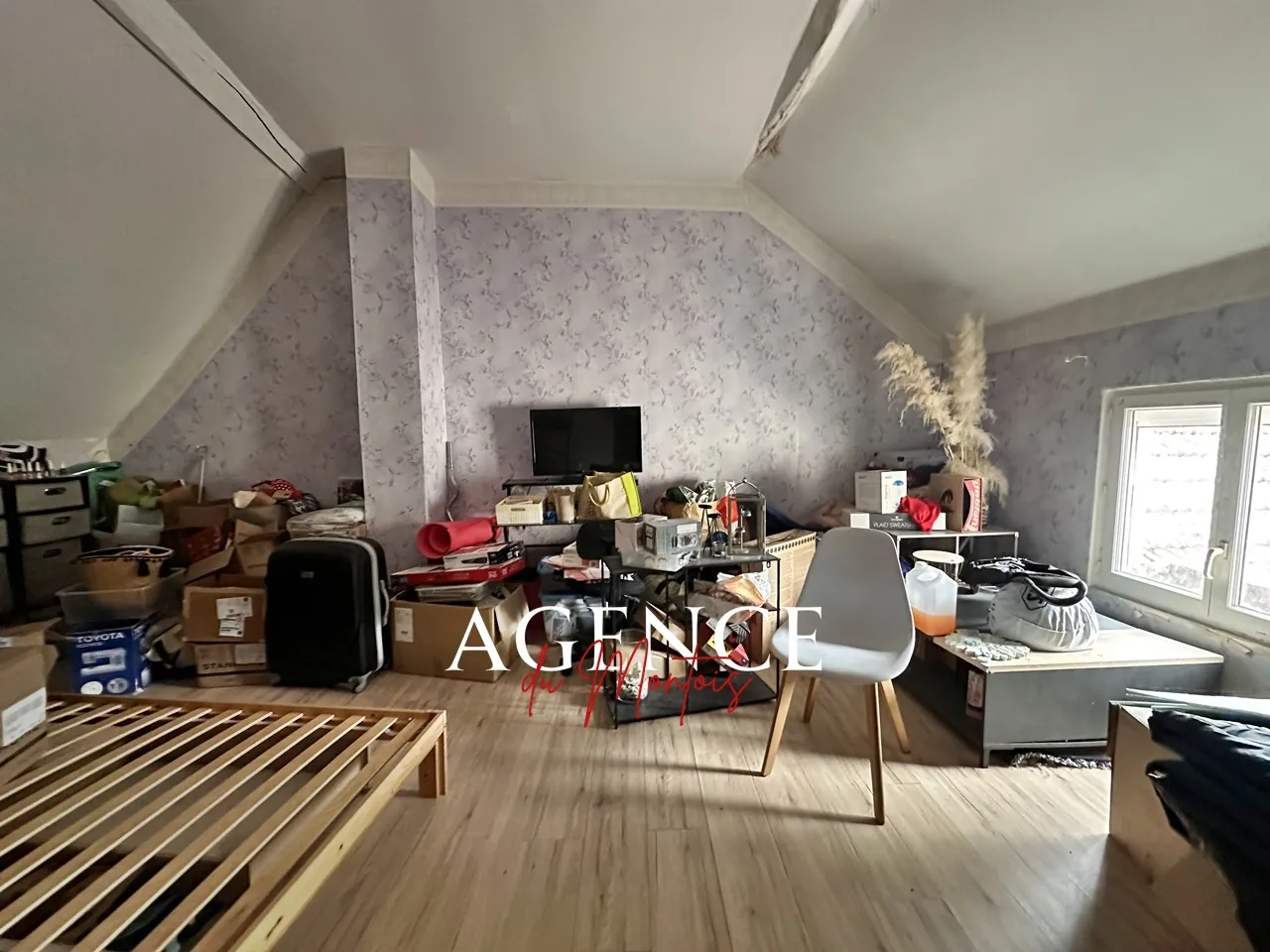 Maison de village à Bray-sur-Seine avec 5 chambres et chauffage électrique 