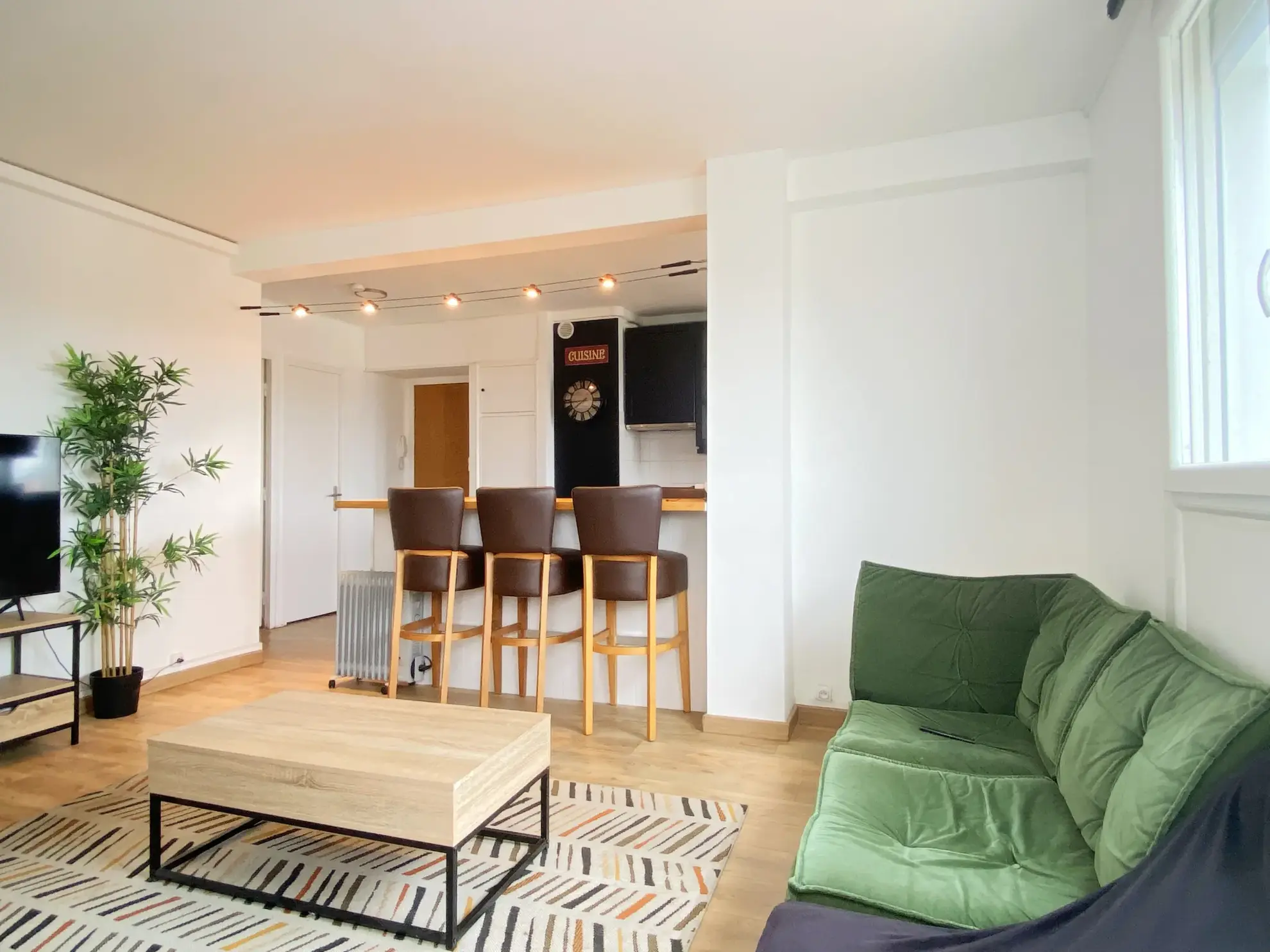 Appartement T4 rénové avec vue à Perpignan Sud, proche universités