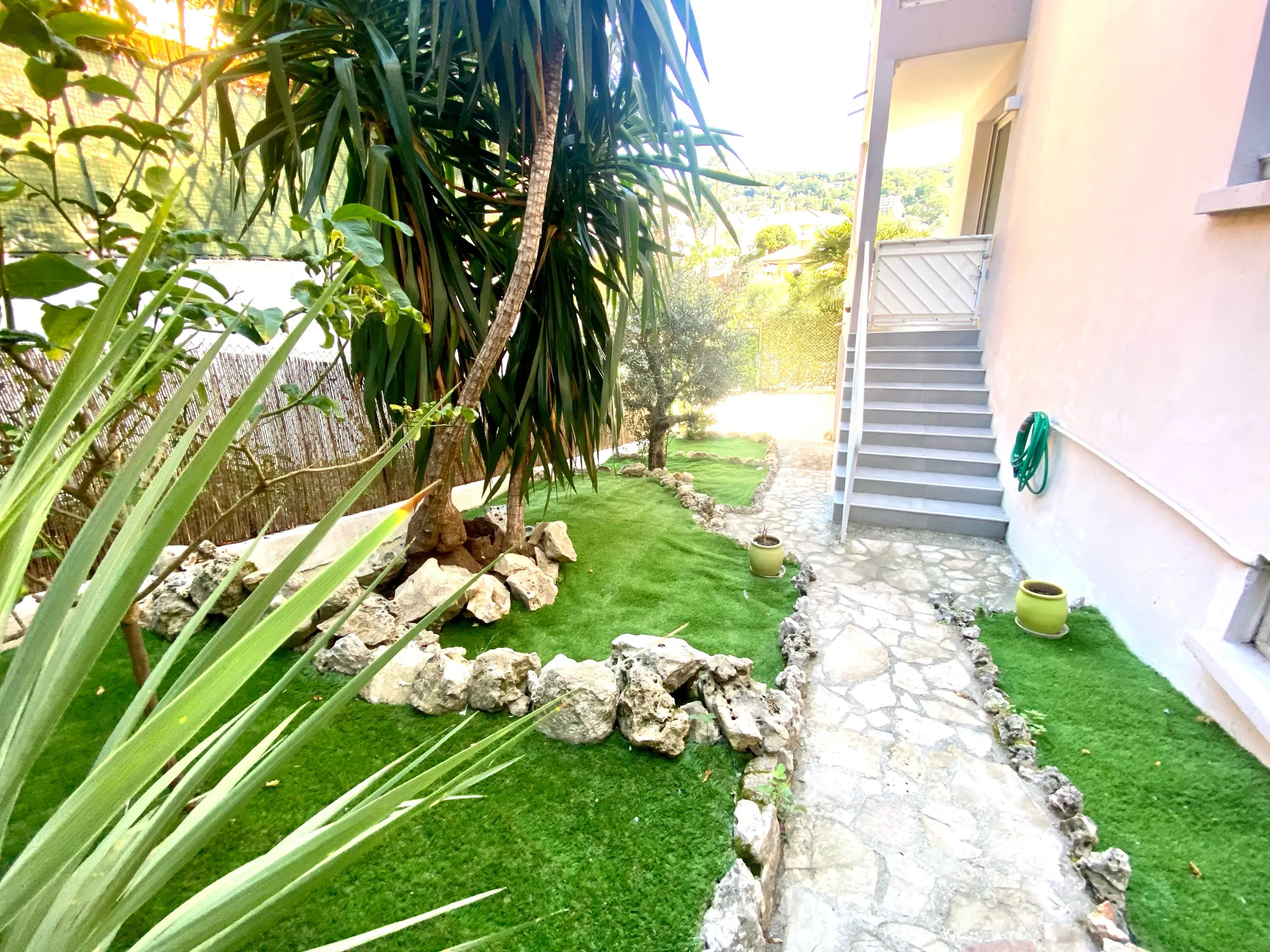 Appartement 2 pièces avec terrasse et jardin à Le Cannet, 50 m² 